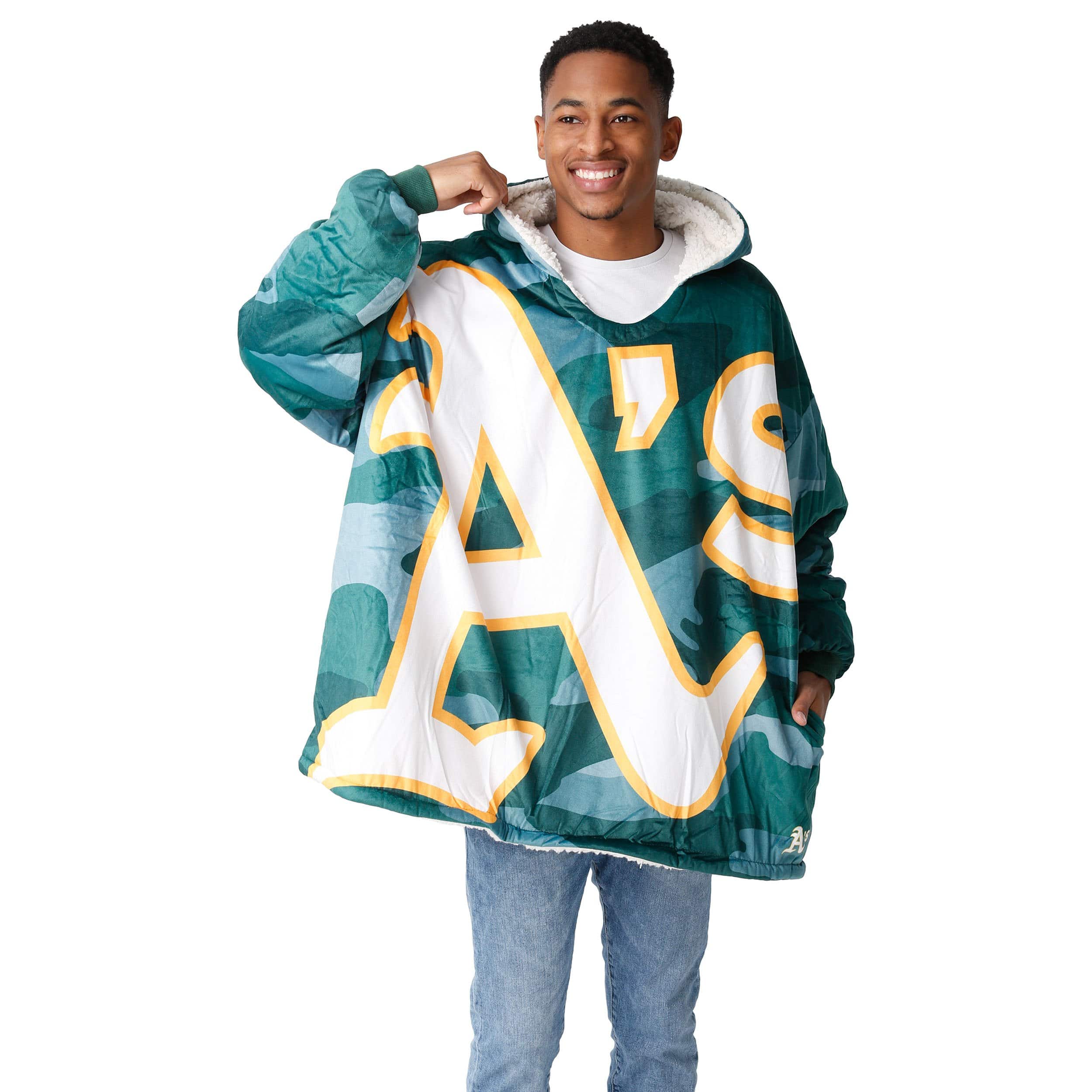 Athletics MLB Reversible Team Color Camo Hoodeez - Image 3