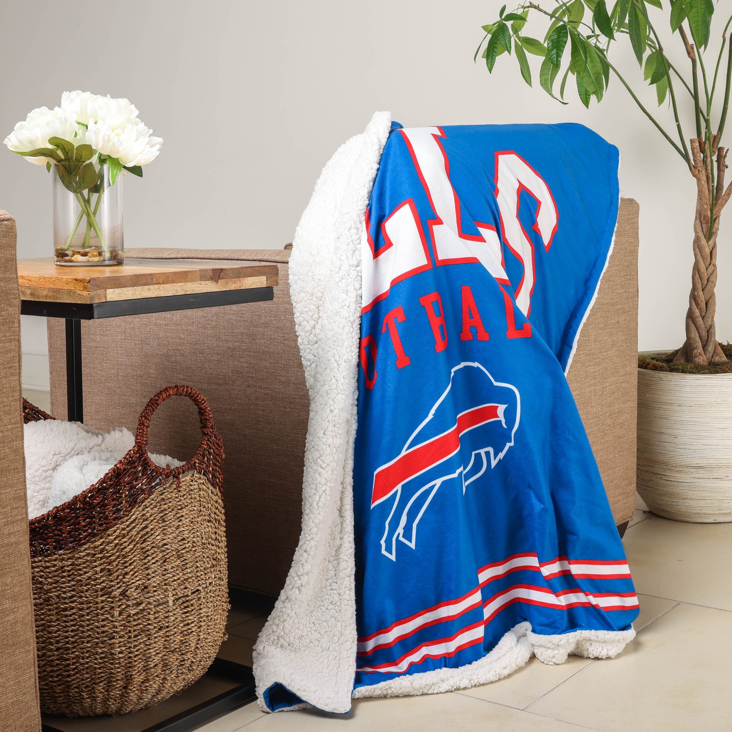 Buffalo Bills NFL Team Property Sherpa Plush Throw Blanket - Image 2