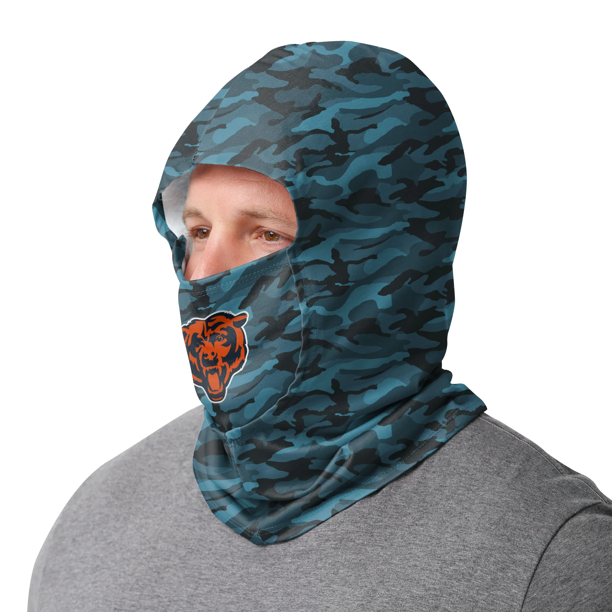 Chicago Bears NFL Camo Lightweight Hooded Gaiter - Image 2
