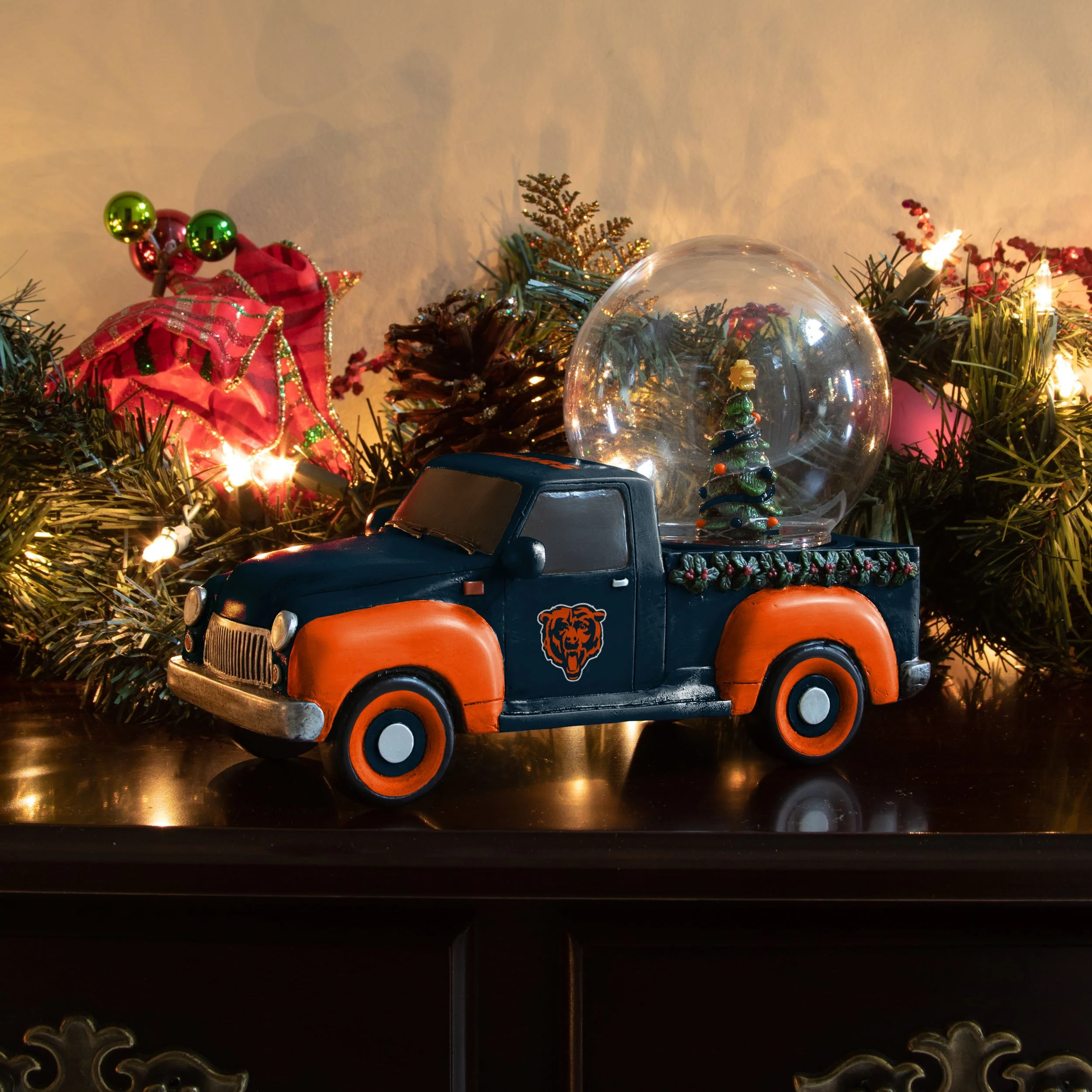 Chicago Bears NFL Pickup Truck Snow Globe - Image 4