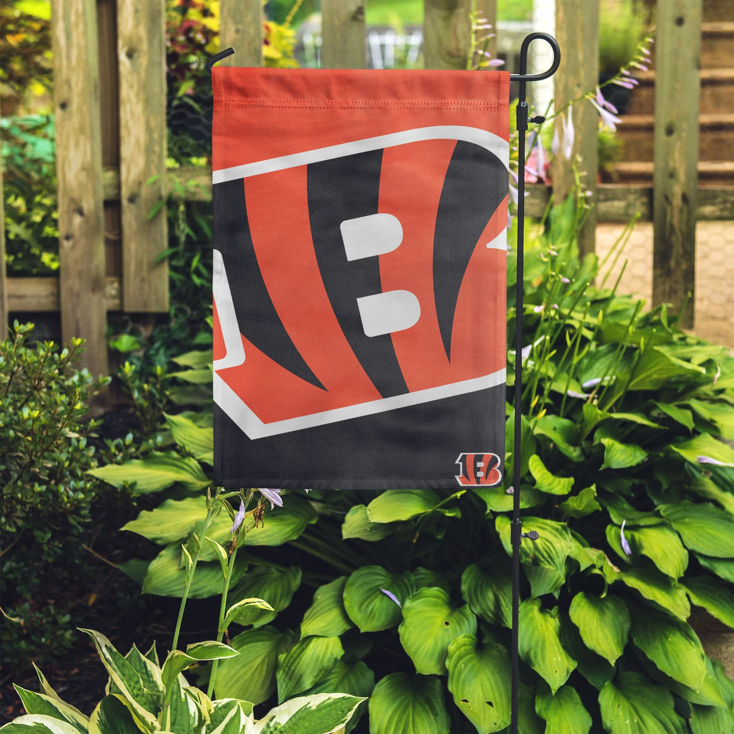 Cincinnati Bengals NFL Colorblock Helmet Garden Flag - Image 4