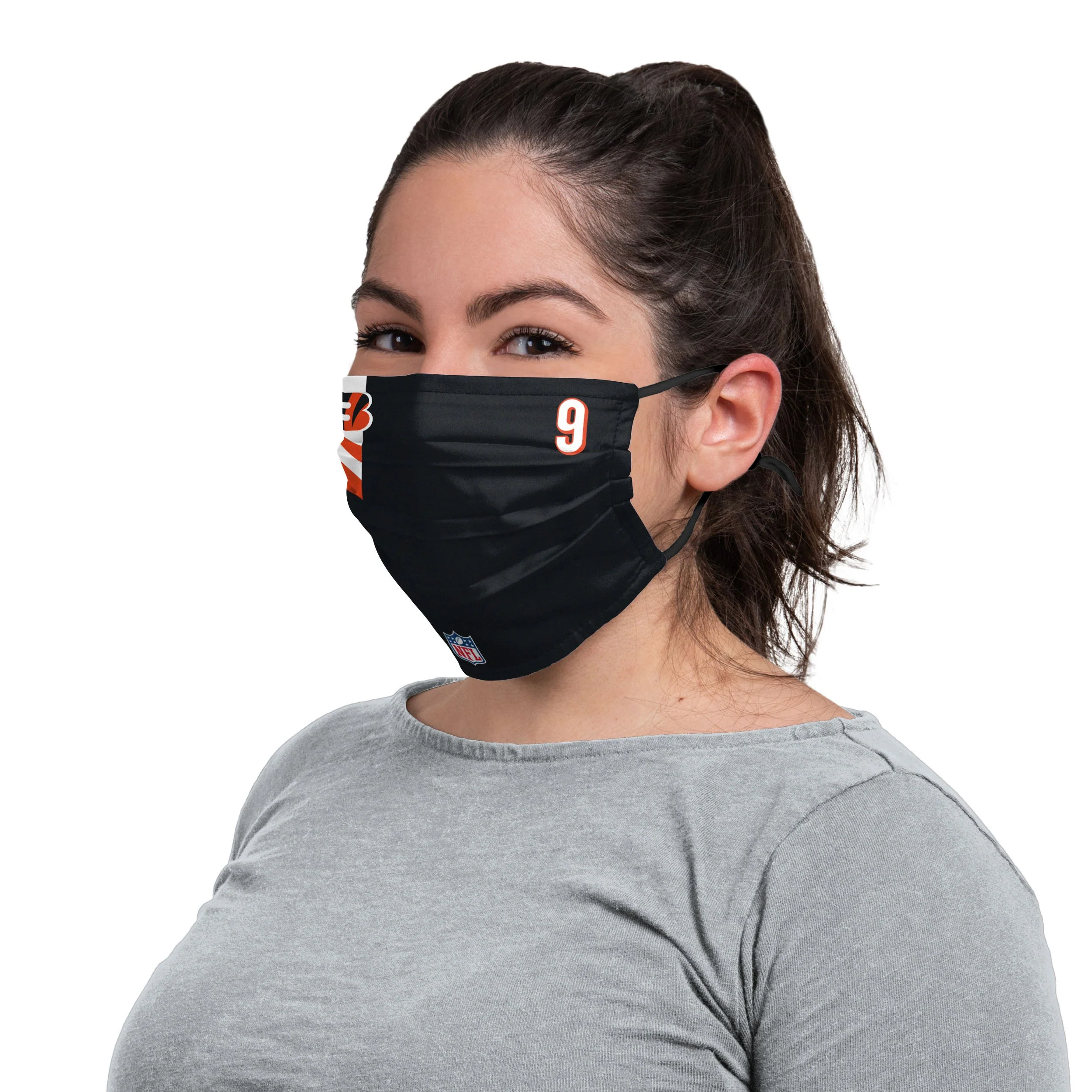 Cincinnati Bengals NFL Joe Burrow On-Field Sideline Face Cover - Image 3