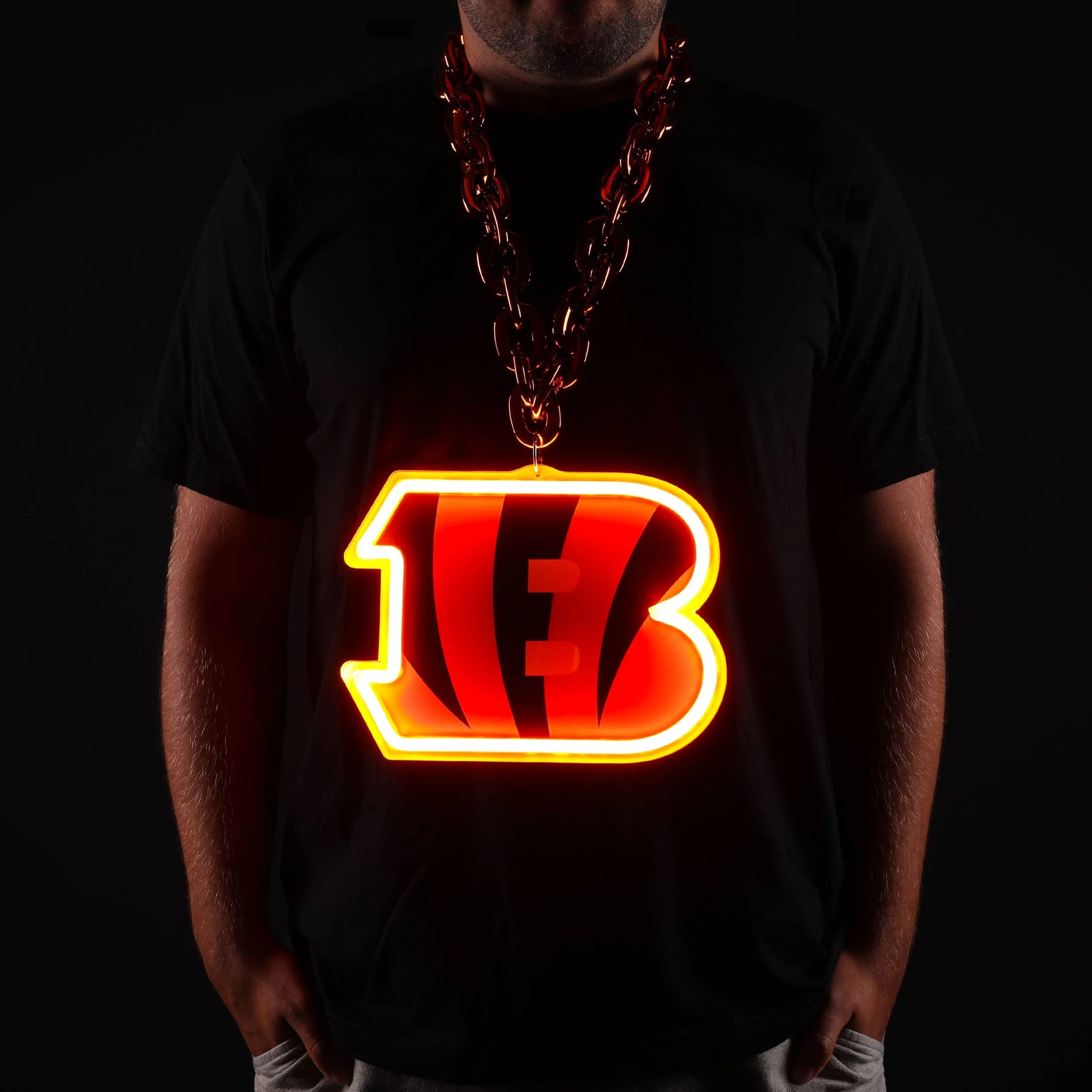 Cincinnati Bengals NFL Neon Light Up Big Logo Chain - Image 3