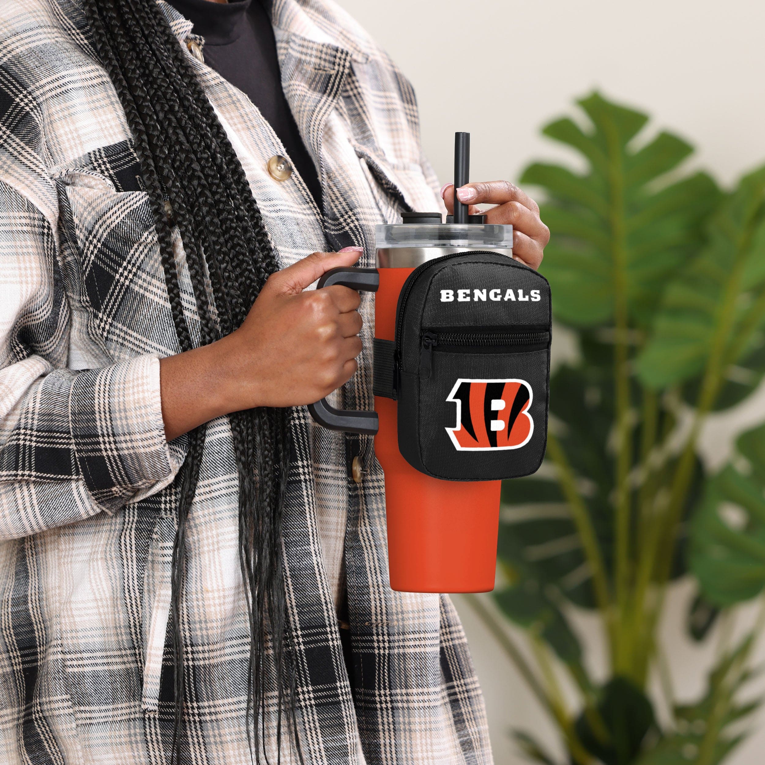 Cincinnati Bengals NFL Primary Logo Tumbler Fanny Pack - Image 4