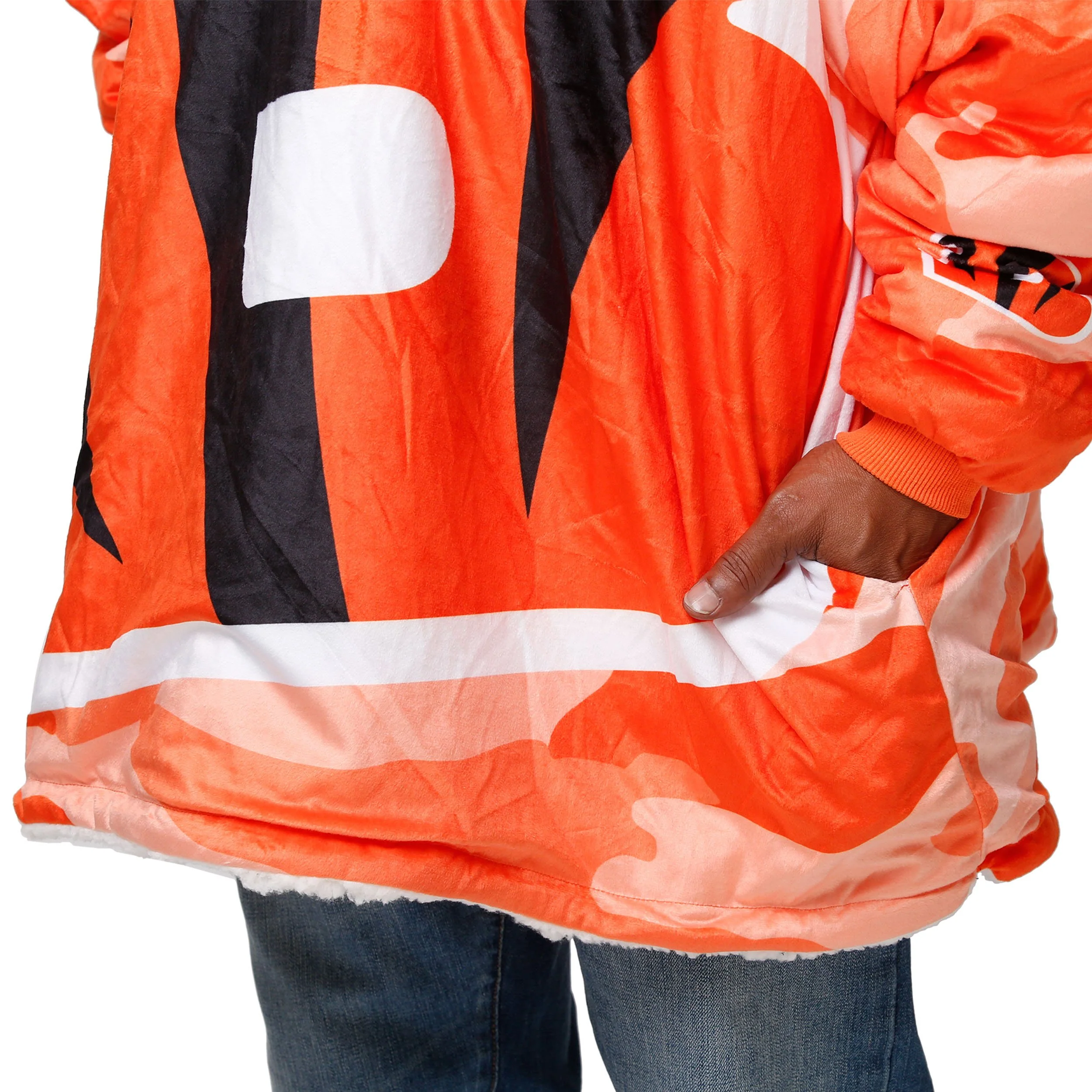 Cincinnati Bengals NFL Reversible Team Color Camo Hoodeez - Image 5