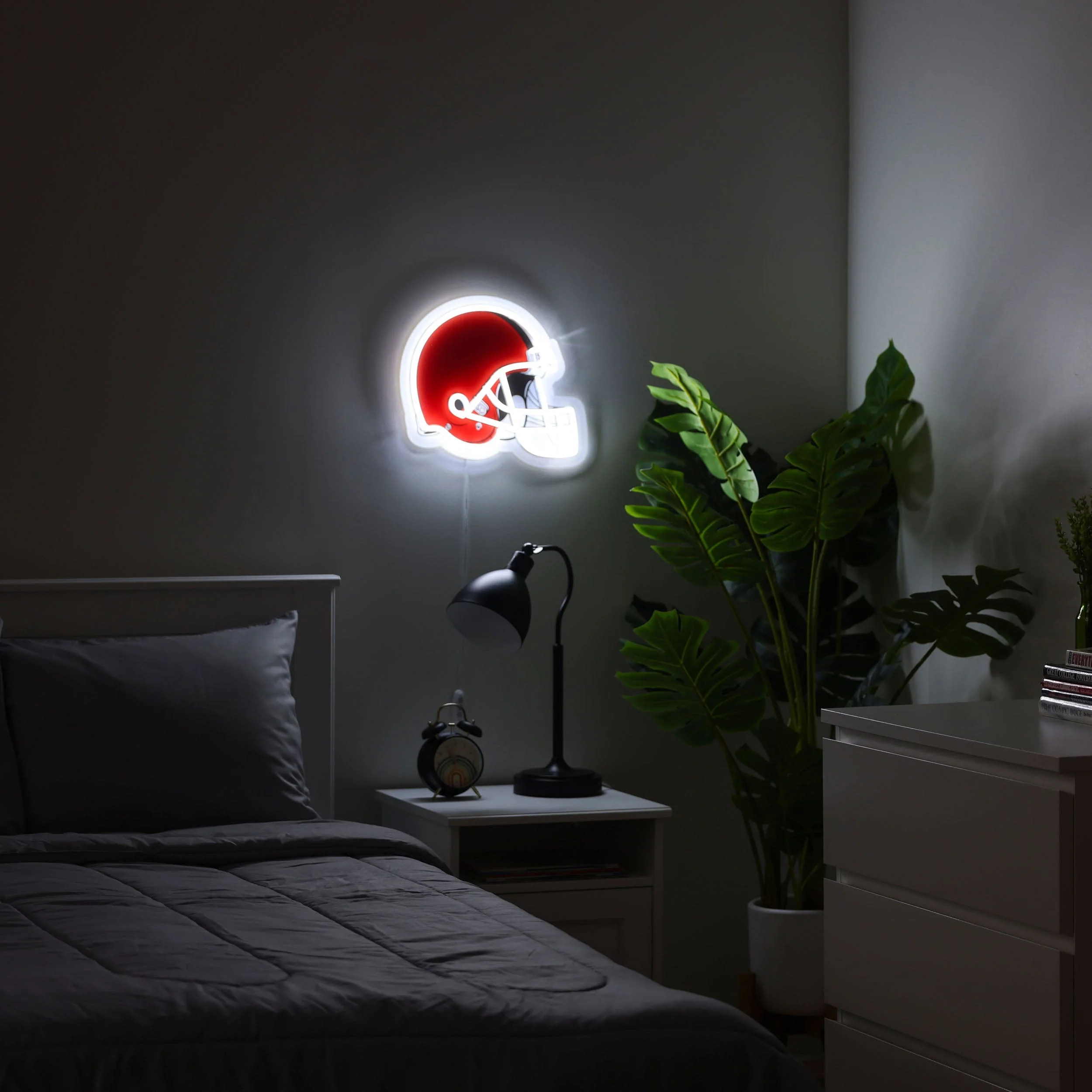 Cleveland Browns NFL LED Neon Light Up Team Logo Sign - Image 3