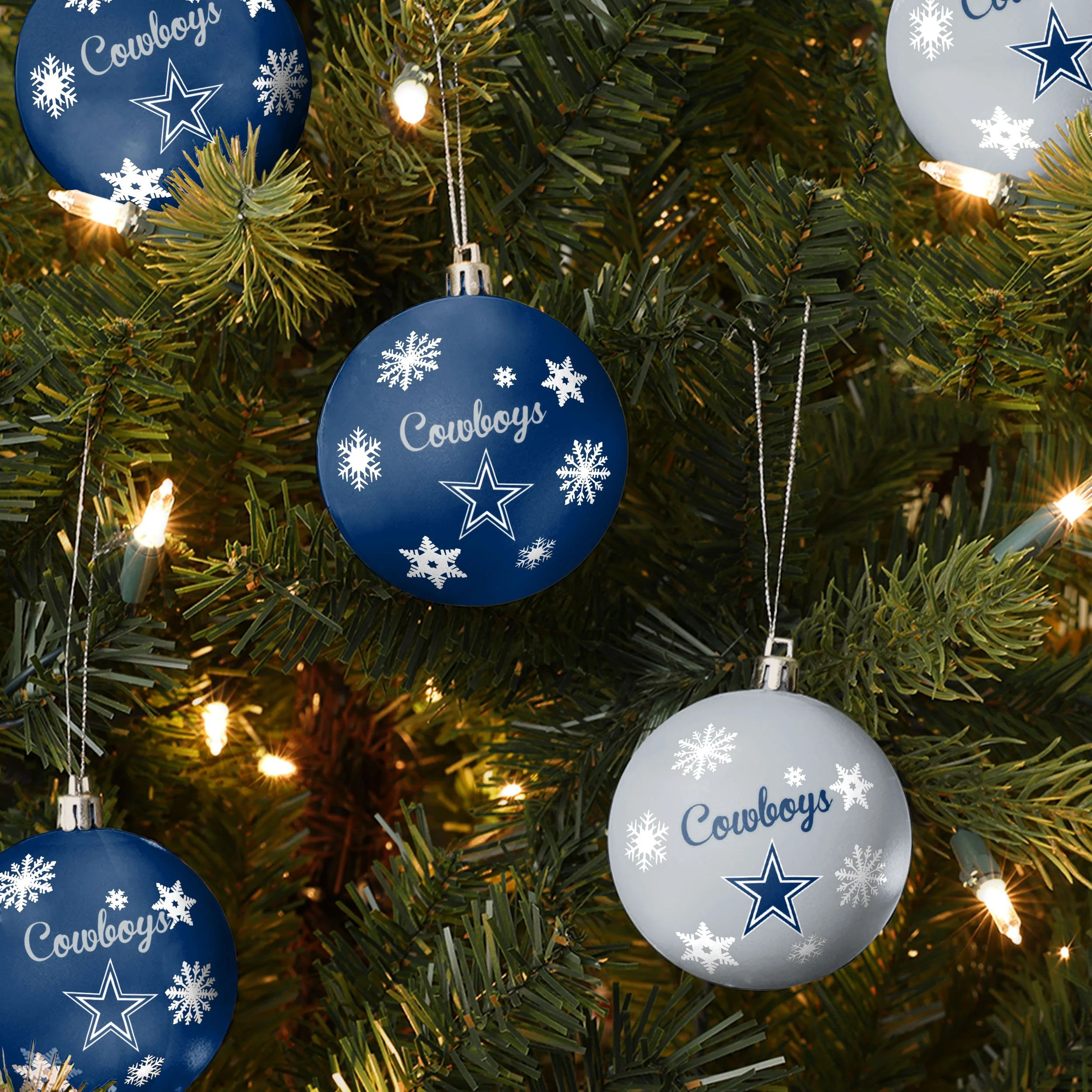 Dallas Cowboys NFL 5 Pack Shatterproof Ball Ornament Set - Image 2