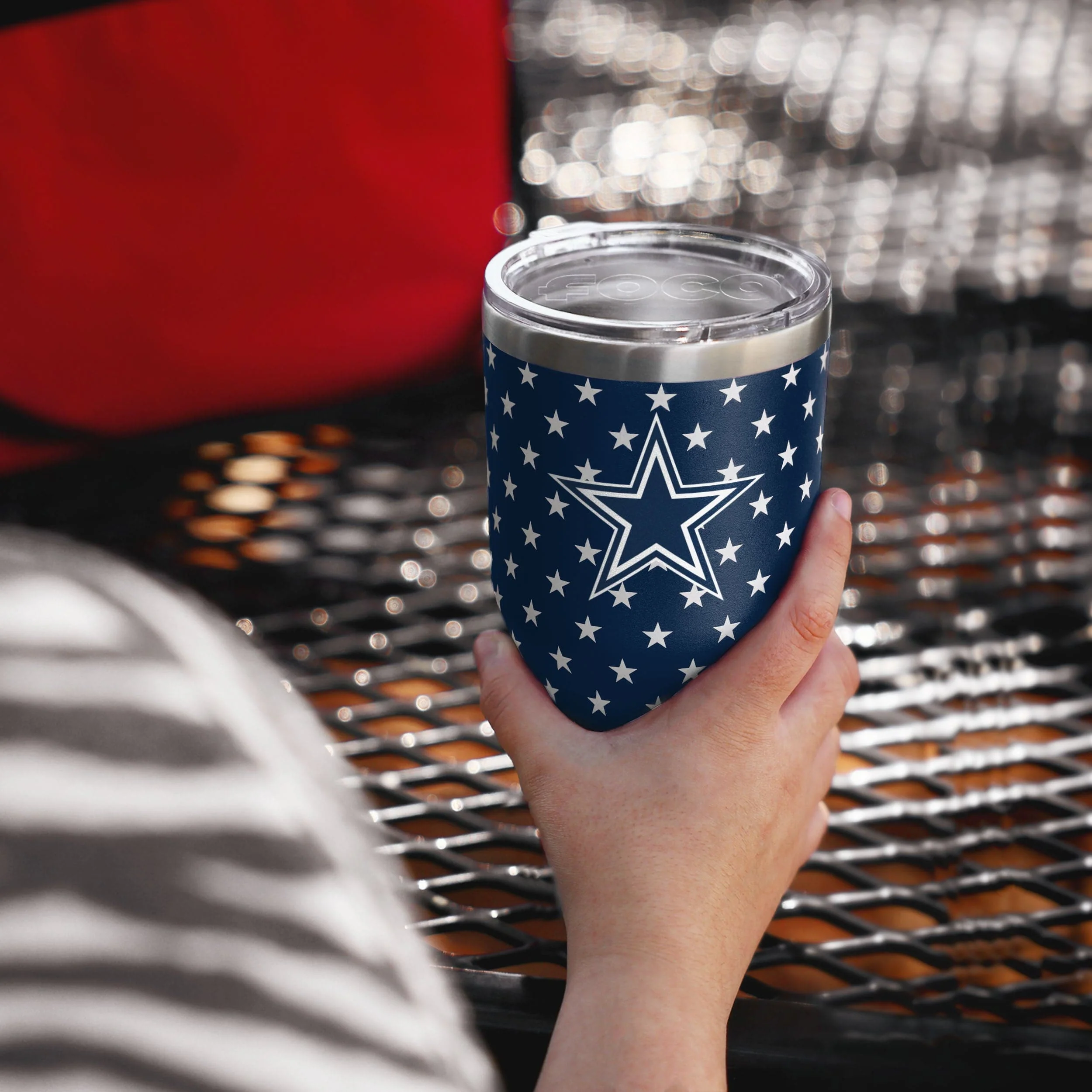 Dallas Cowboys NFL Americana Team Logo 30 oz Tumbler - Image 3