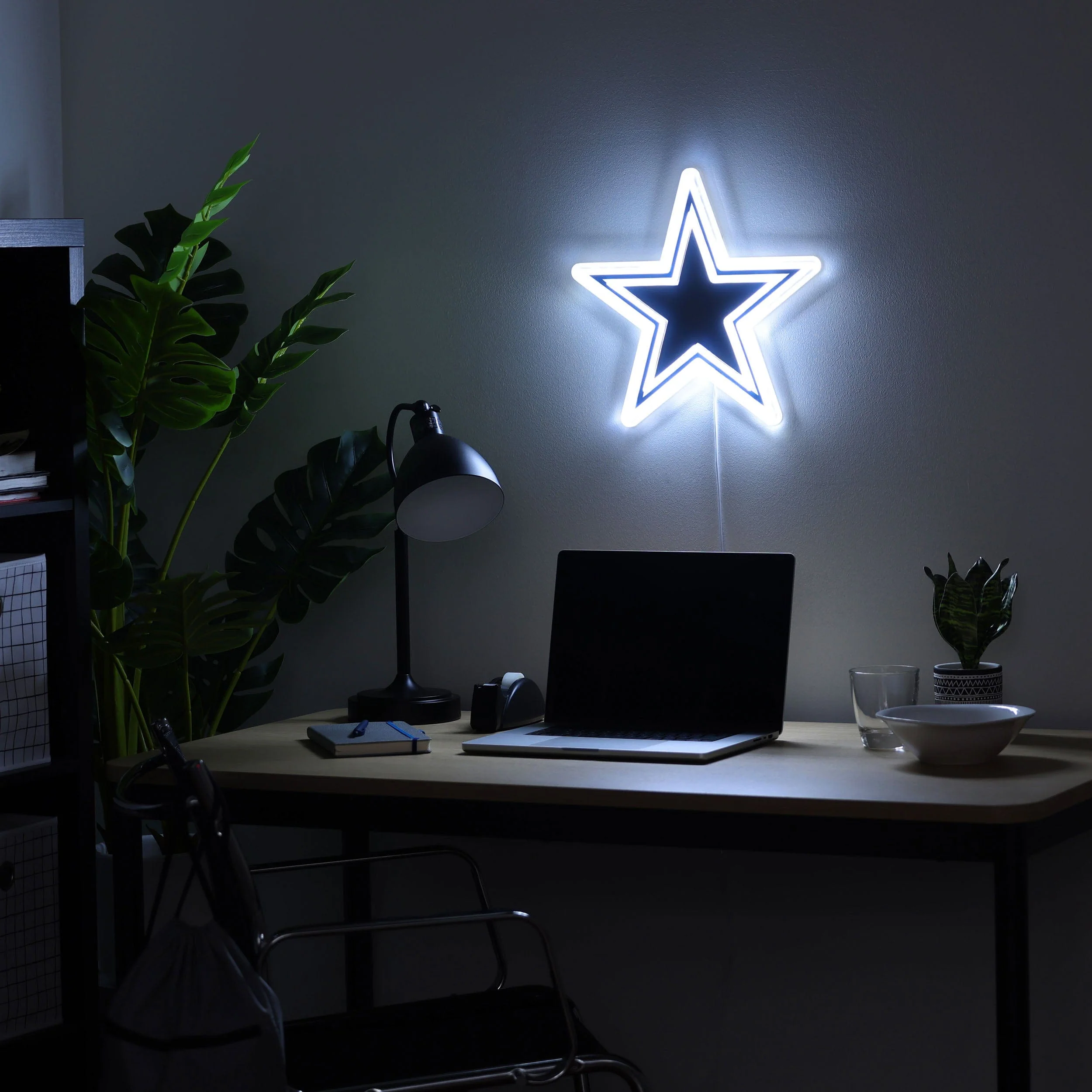 Dallas Cowboys NFL LED Neon Light Up Team Logo Sign - Image 3