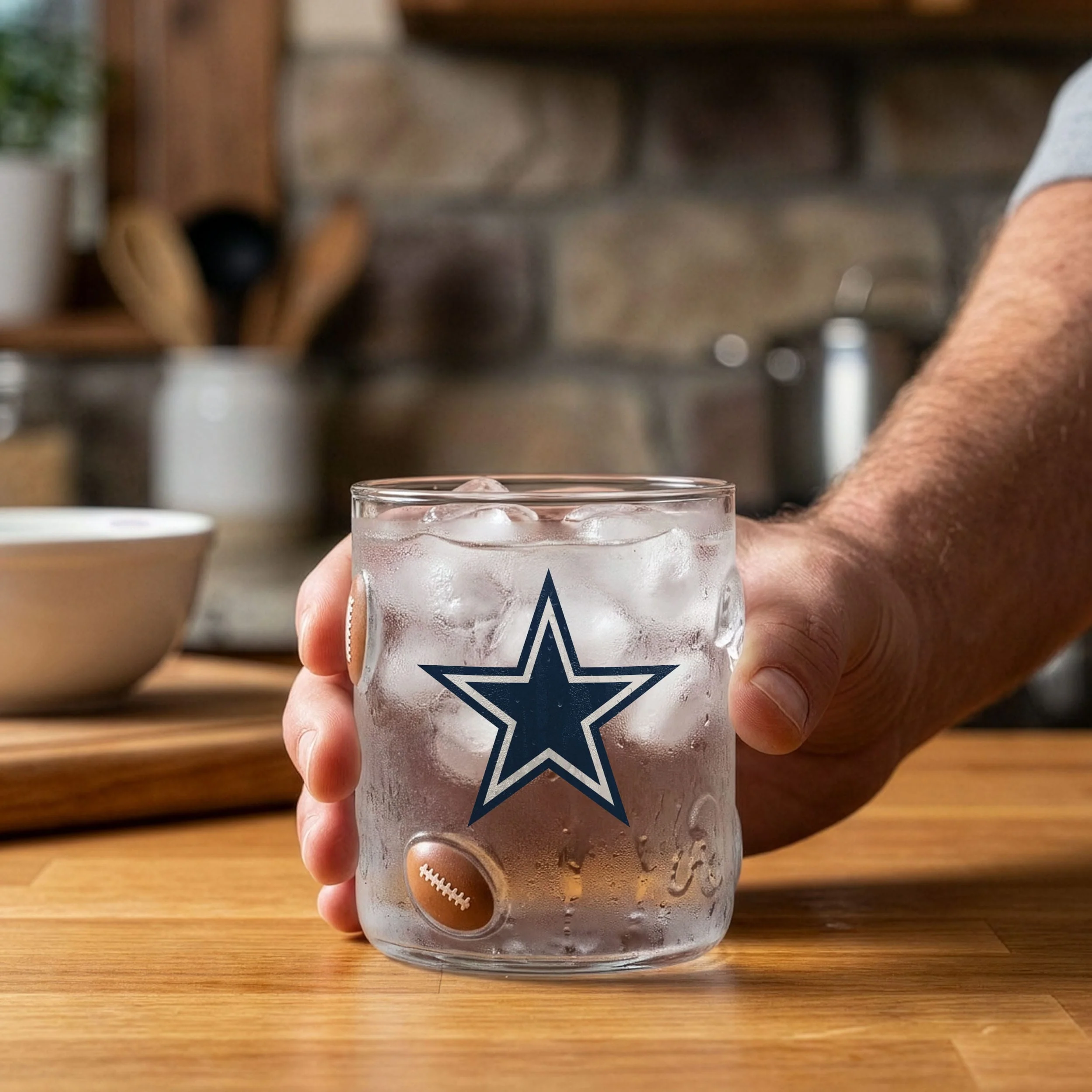 Dallas Cowboys NFL Team Logo 17 oz Glass Cup (PREORDER - SHIPS MID JUNE) - Image 3