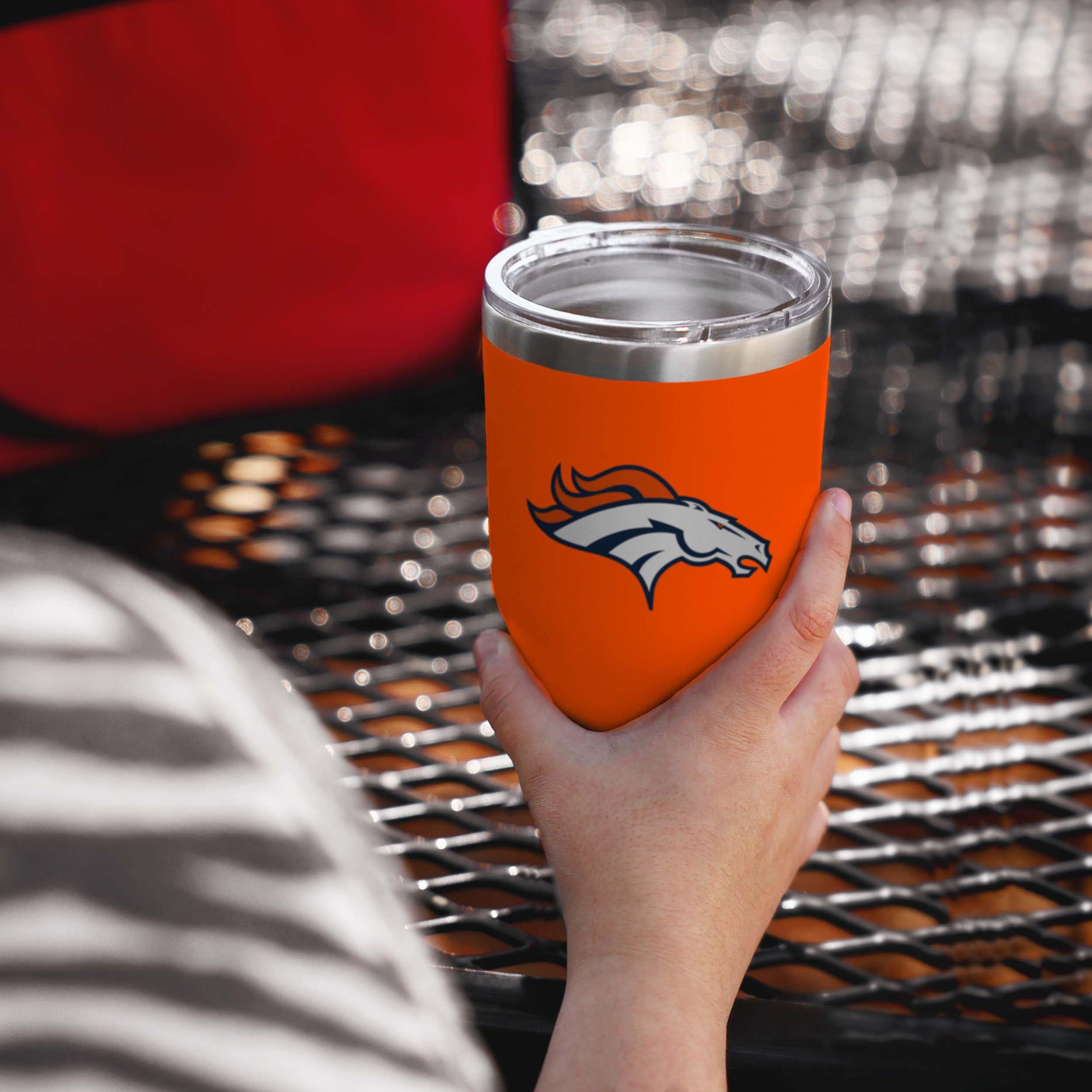 Denver Broncos NFL Orange Team Logo 30 oz Tumbler - Image 2