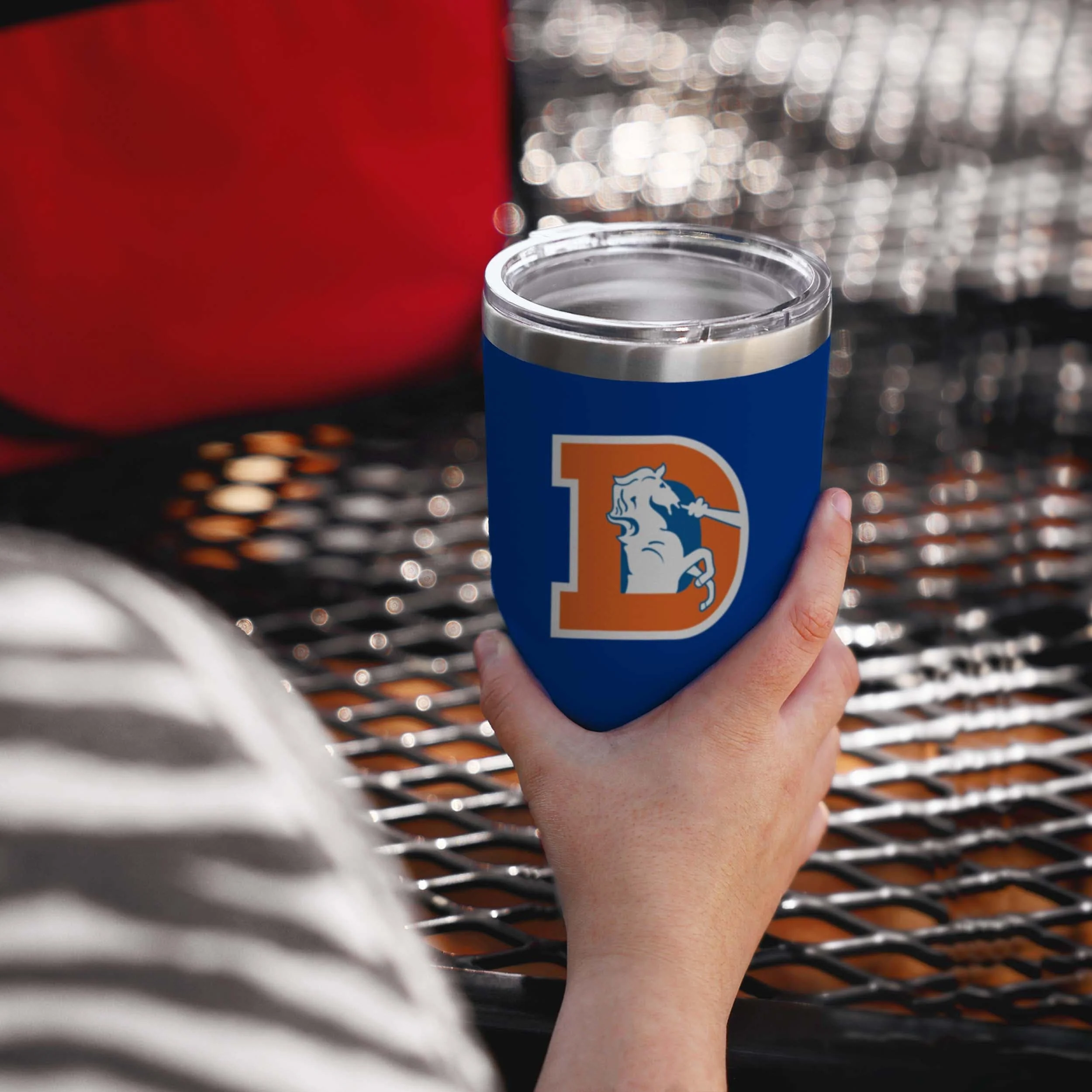 Denver Broncos NFL Retro Team Logo 30 oz Tumbler - Image 2