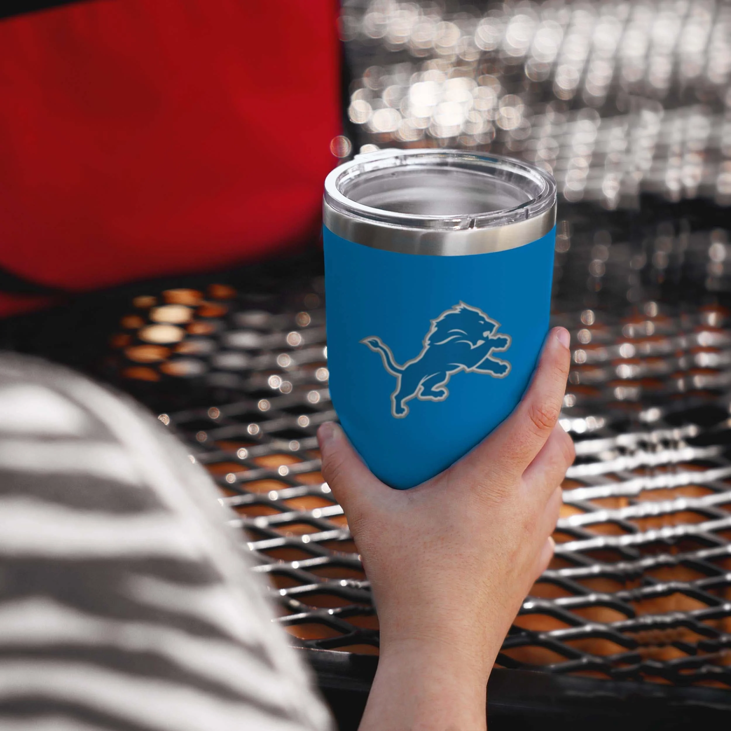 Detroit Lions NFL Blue Team Logo 30 oz Tumbler - Image 2