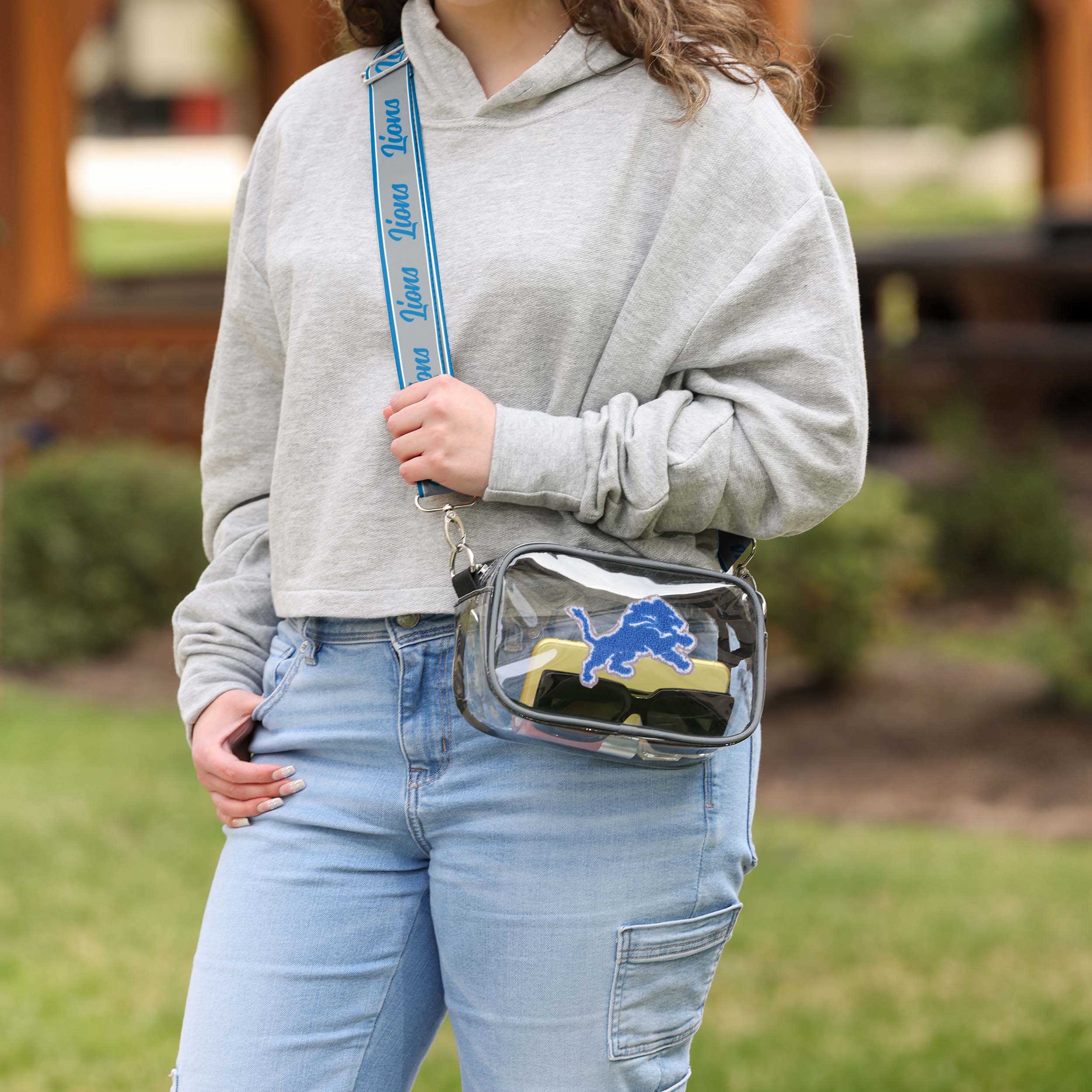 Detroit Lions NFL Chenille Logo Clear Crossbody Bag (PREORDER - SHIPS EARLY JUNE) - Image 3