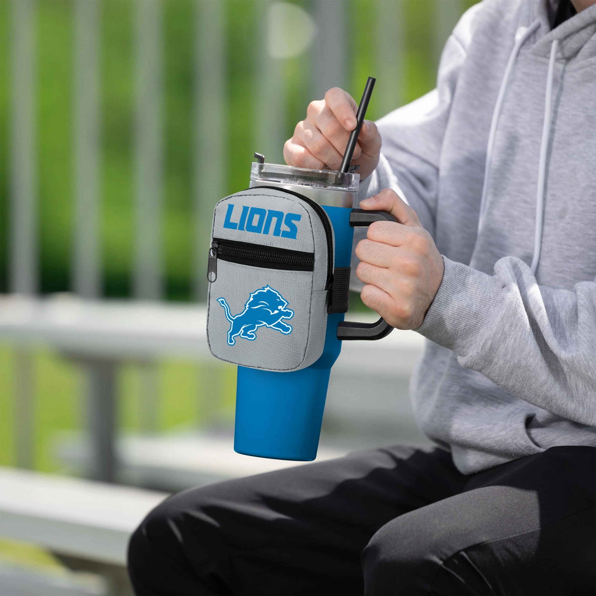 Detroit Lions NFL Primary Logo Tumbler Fanny Pack - Image 4