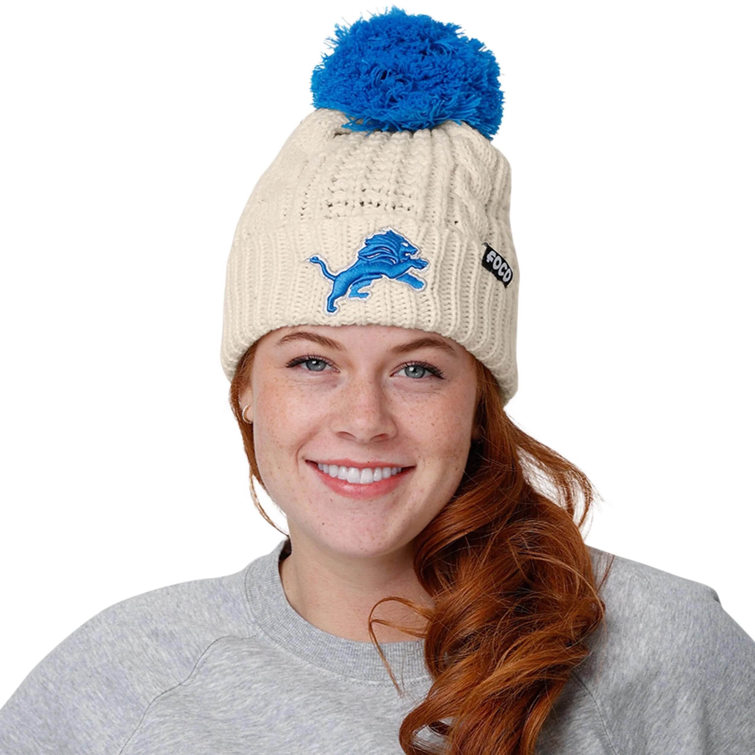 Detroit Lions NFL Womens Primary Logo White Cable Knit Pom Beanie - Image 3