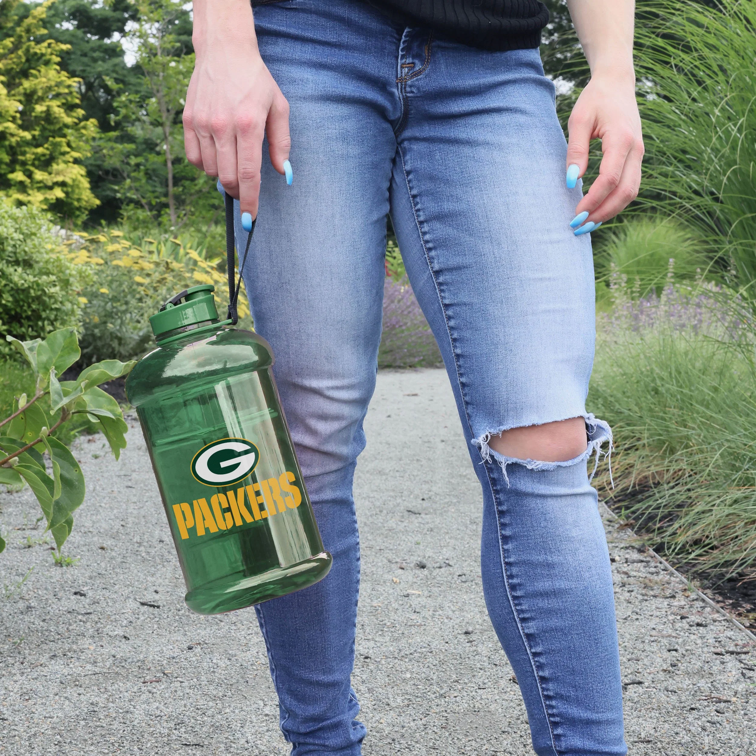 Green Bay Packers NFL Large Team Color Clear Sports Bottle - Image 2