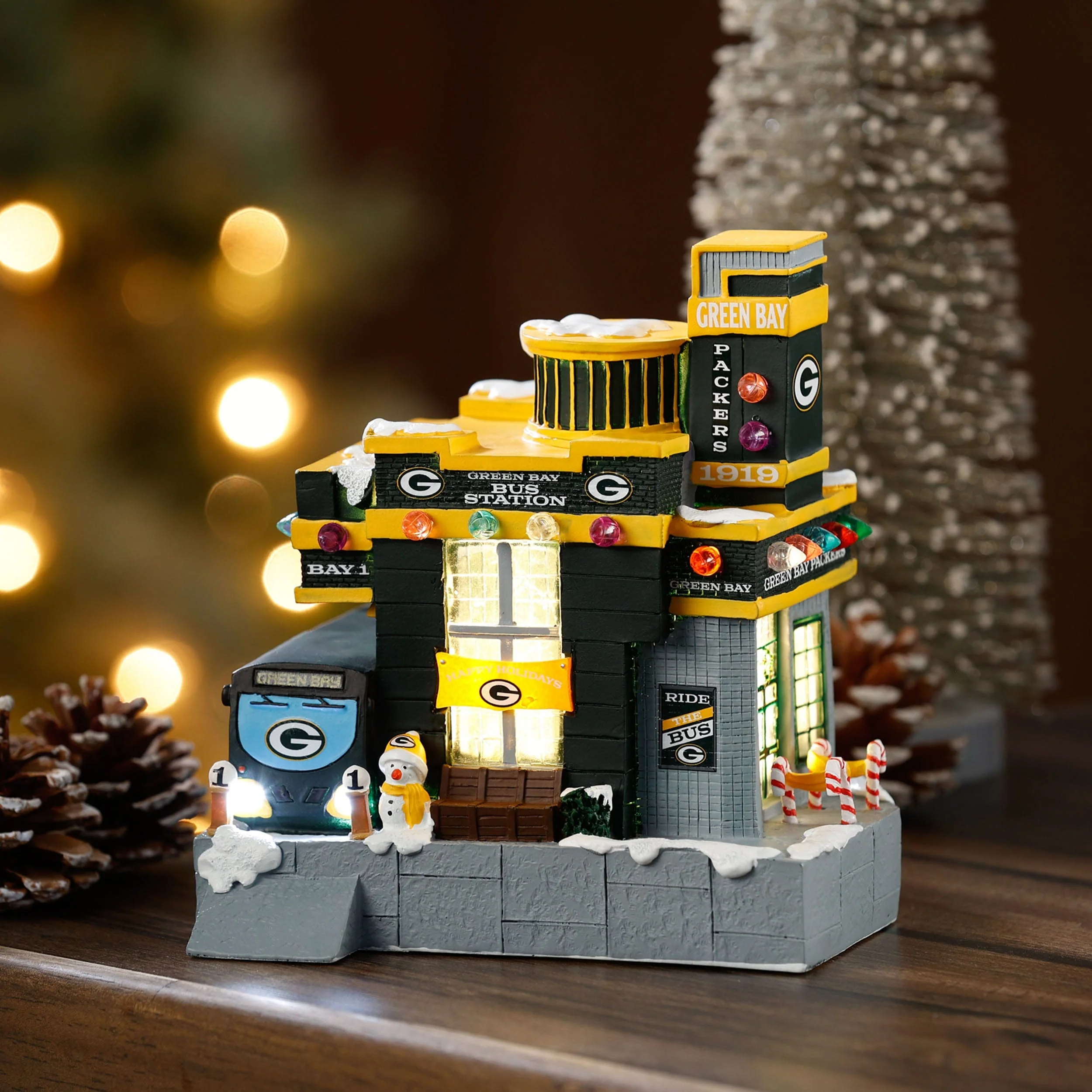 Green Bay Packers NFL Light Up Resin Team Bus Station - Image 2