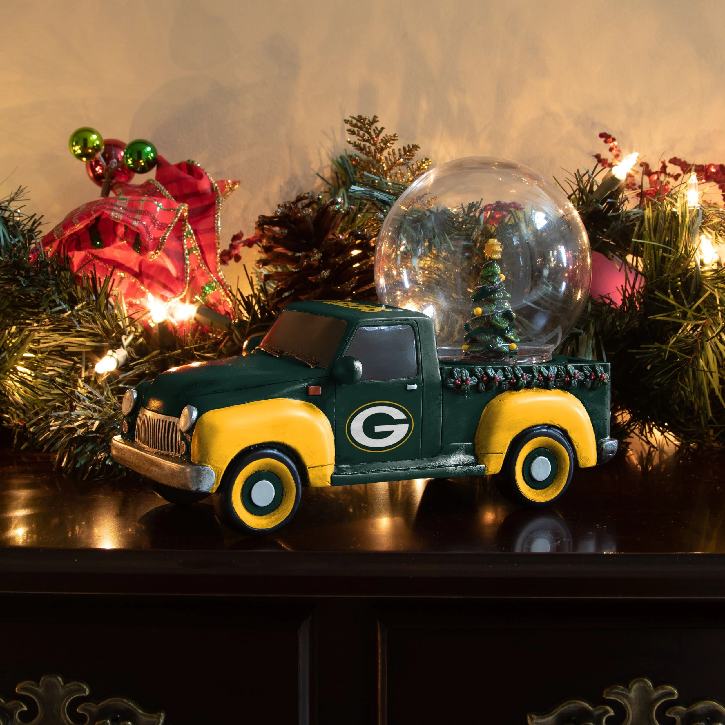 Green Bay Packers NFL Pickup Truck Snow Globe - Image 4