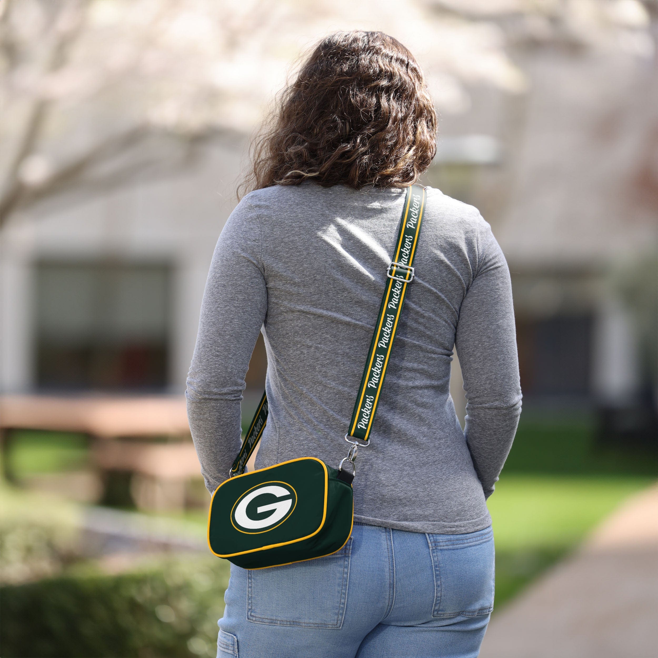 Green Bay Packers NFL Team Logo Crossbody Bag - Image 3