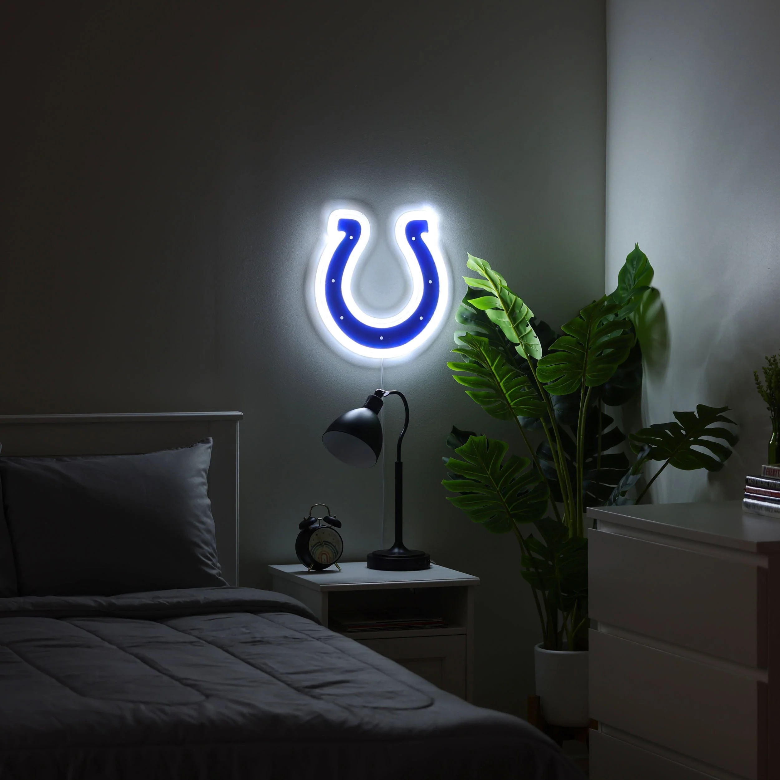 Indianapolis Colts NFL LED Neon Light Up Team Logo Sign - Image 3