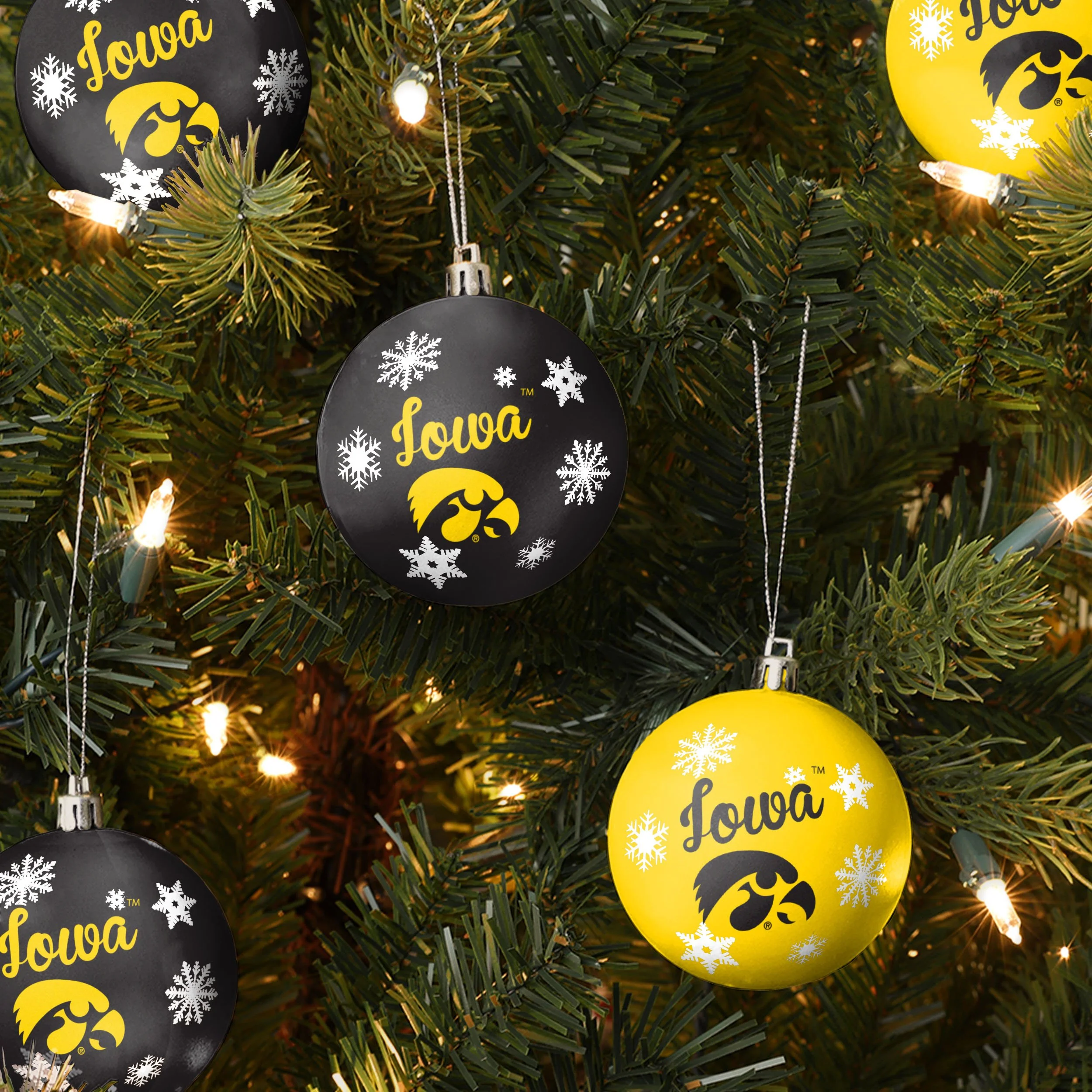 Iowa Hawkeyes NCAA 5 Pack Shatterproof Ball Ornament Set - Image 2