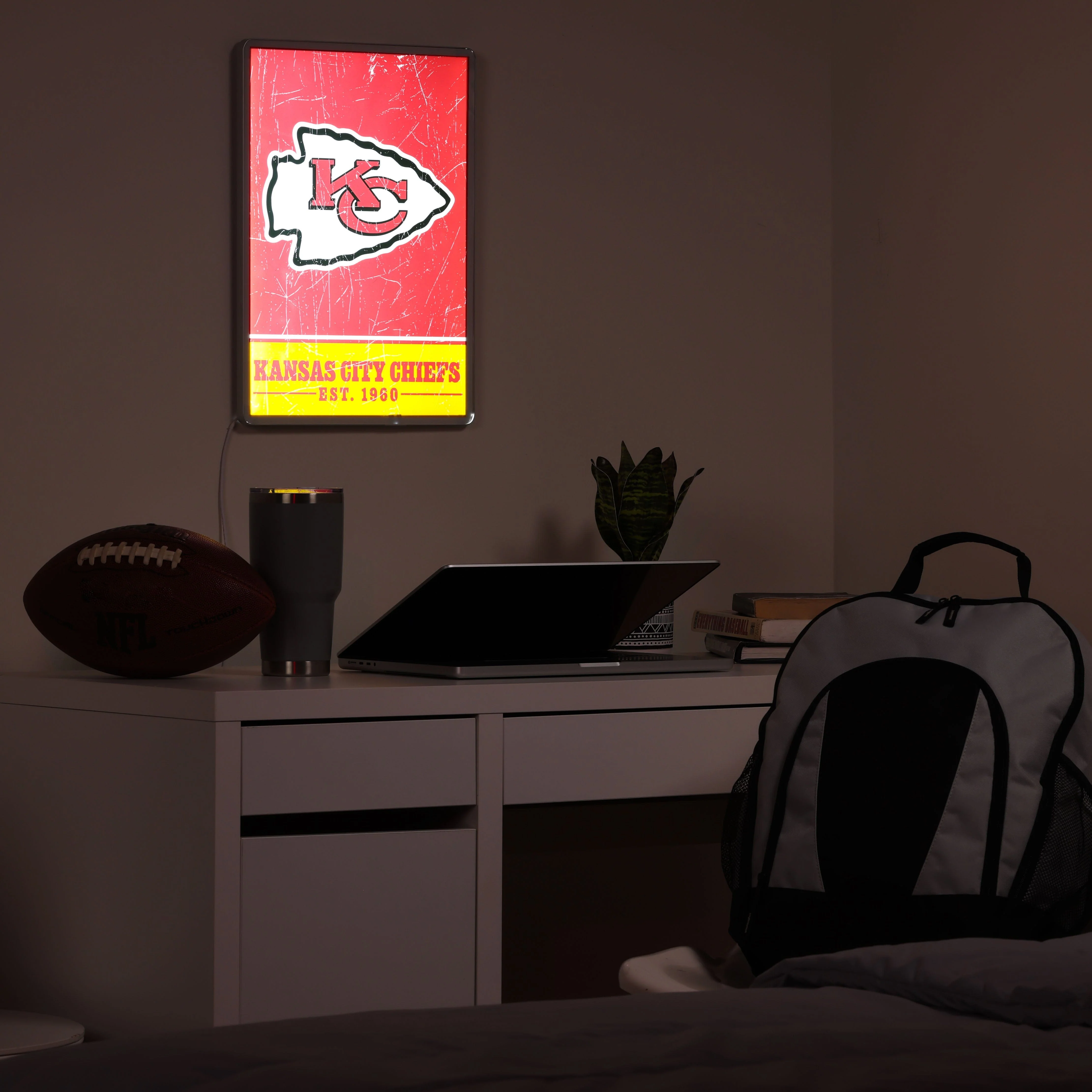 Kansas City Chiefs NFL Big Logo Backlit Sign - Image 3