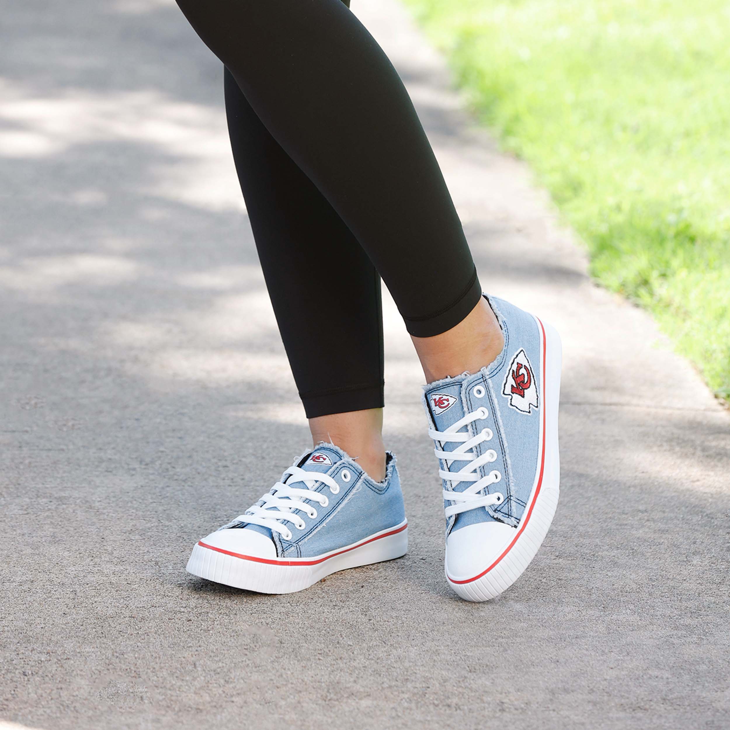 Kansas City Chiefs NFL Womens Denim Low Top Canvas Shoes - Image 3