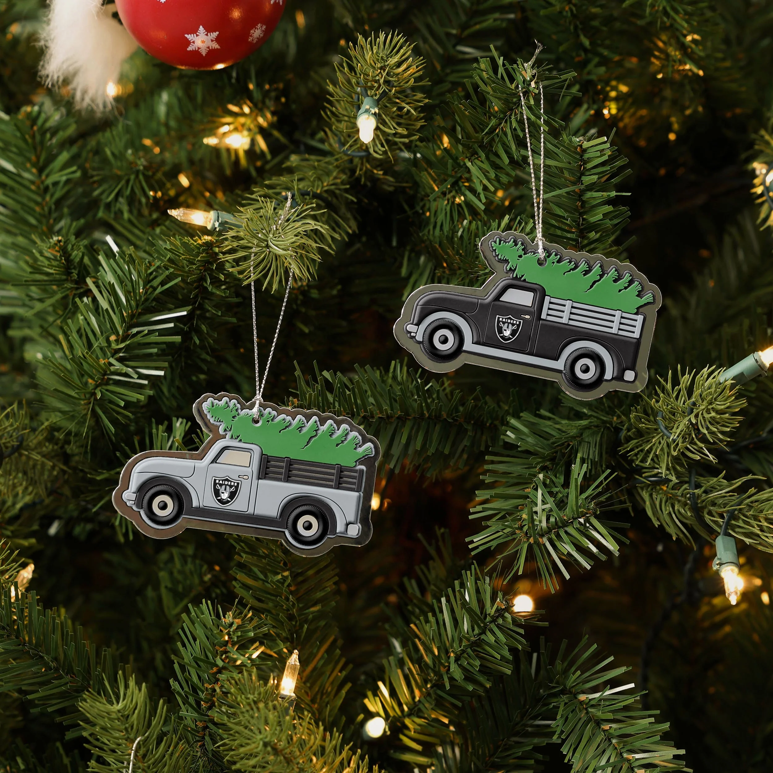 Las Vegas Raiders NFL 2 Pack Flat Metal Truck Ornaments - Image 2