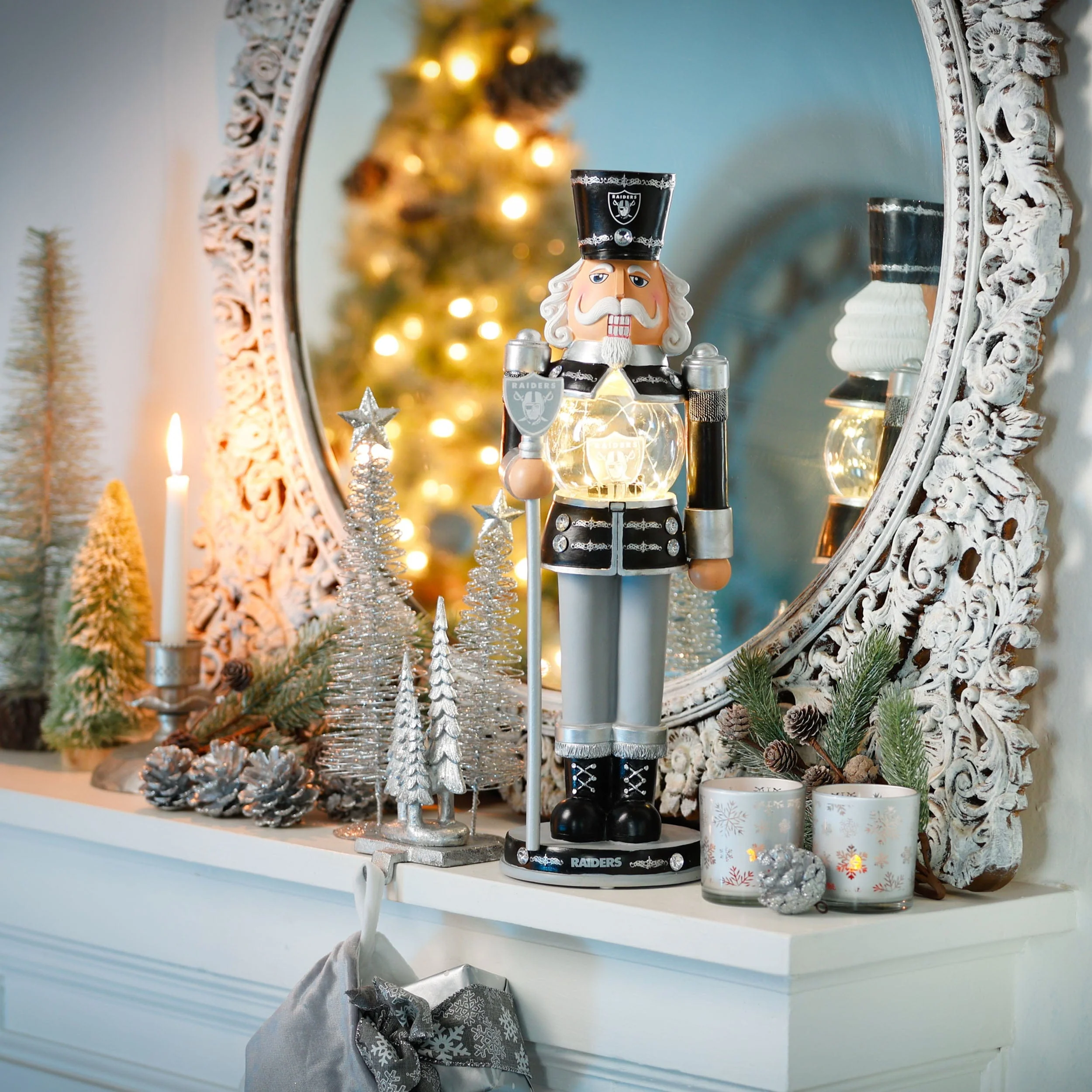 Las Vegas Raiders NFL Light Up Nutcracker - Image 2