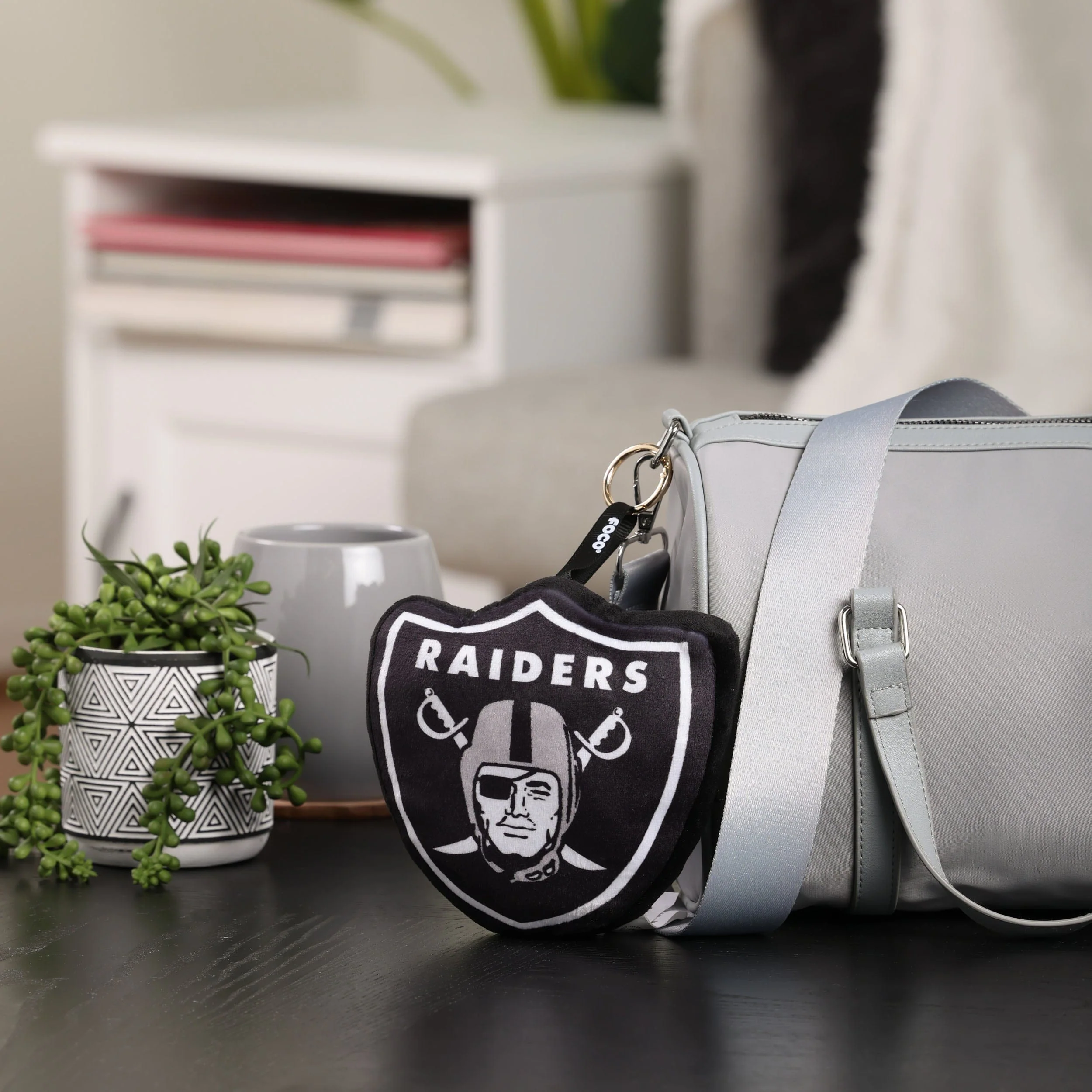 Las Vegas Raiders NFL Plush Team Logo Bag Charm Keychain - Image 2