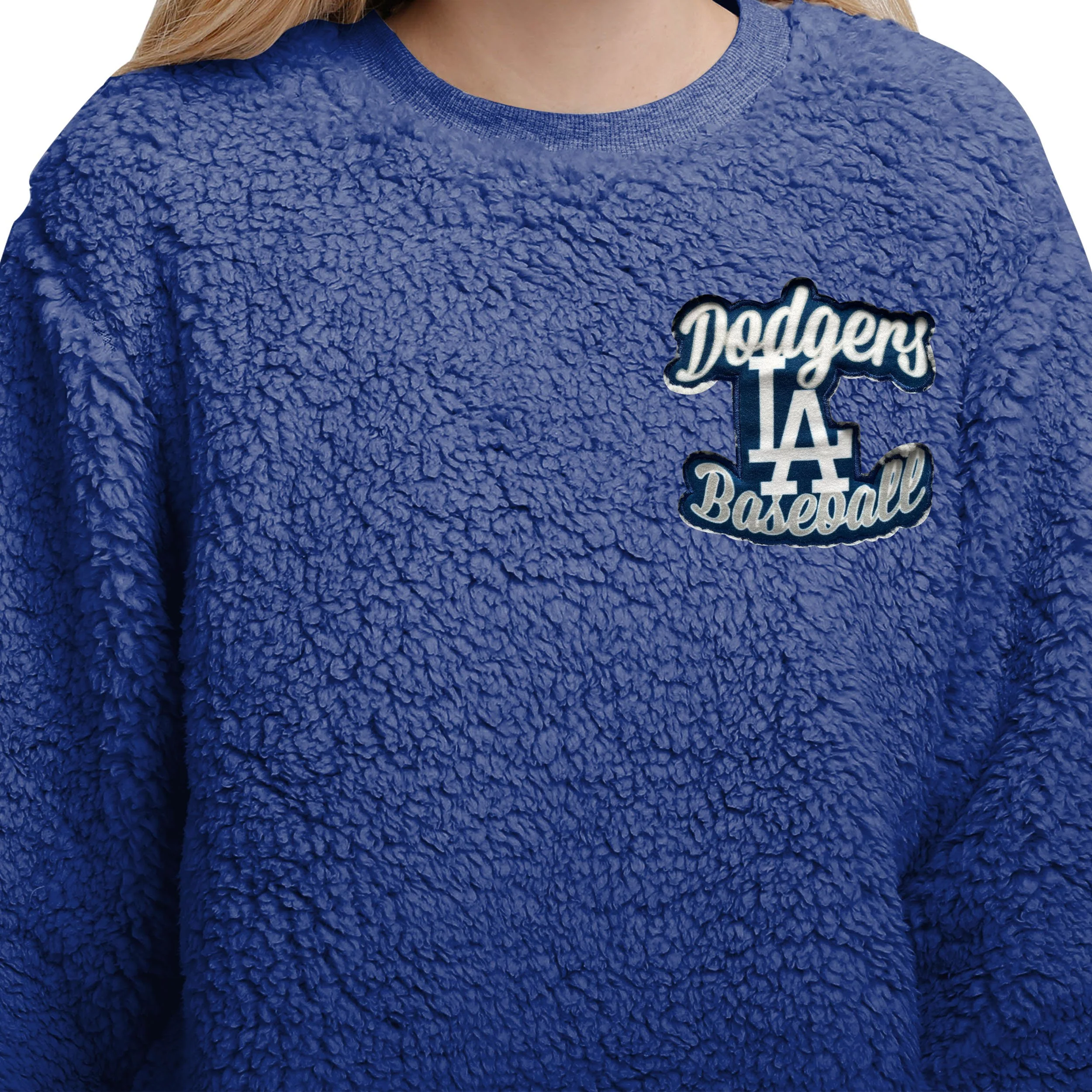 Los Angeles Dodgers MLB Womens Sherpa Lounge Set - Image 3