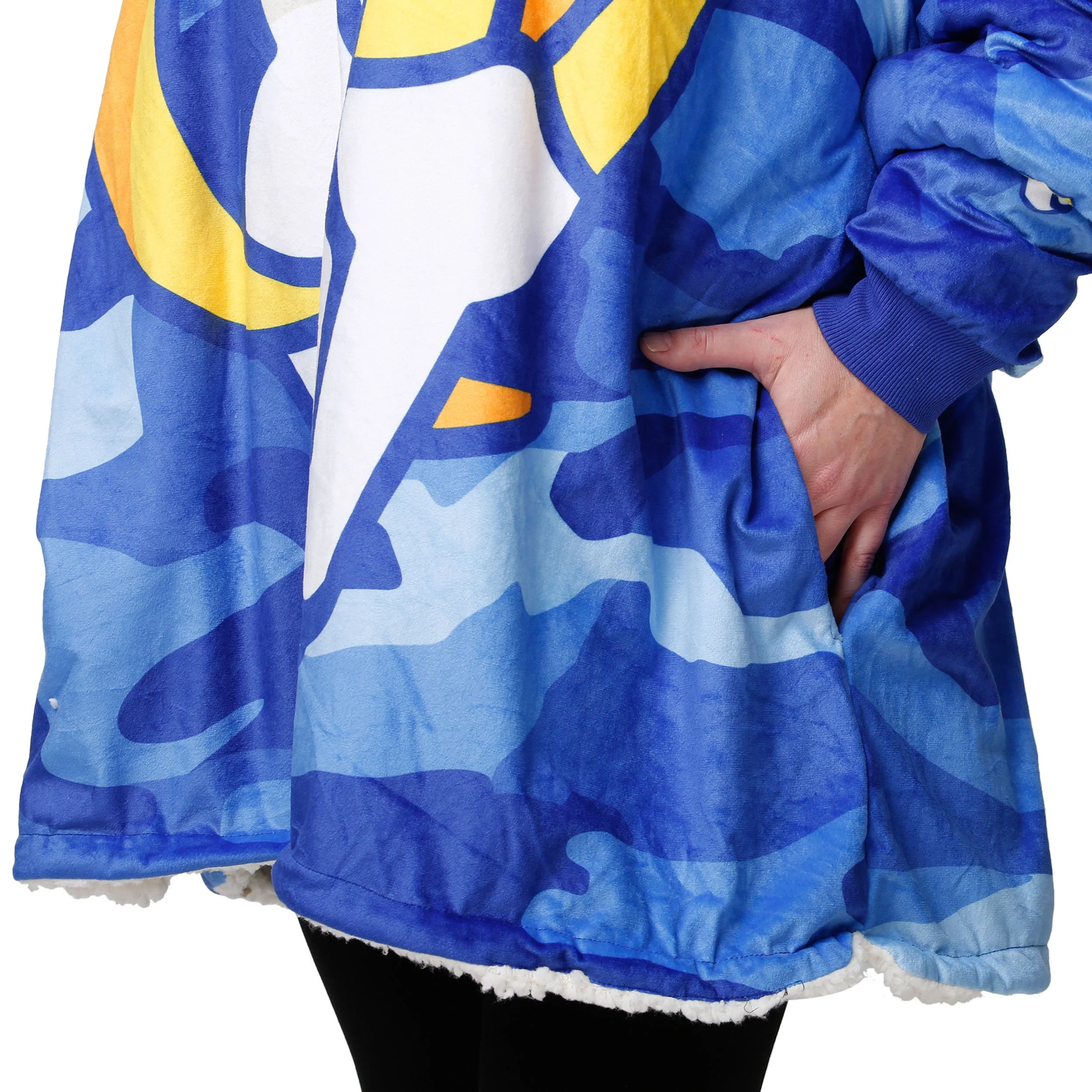 Los Angeles Rams NFL Reversible Team Color Camo Hoodeez - Image 5
