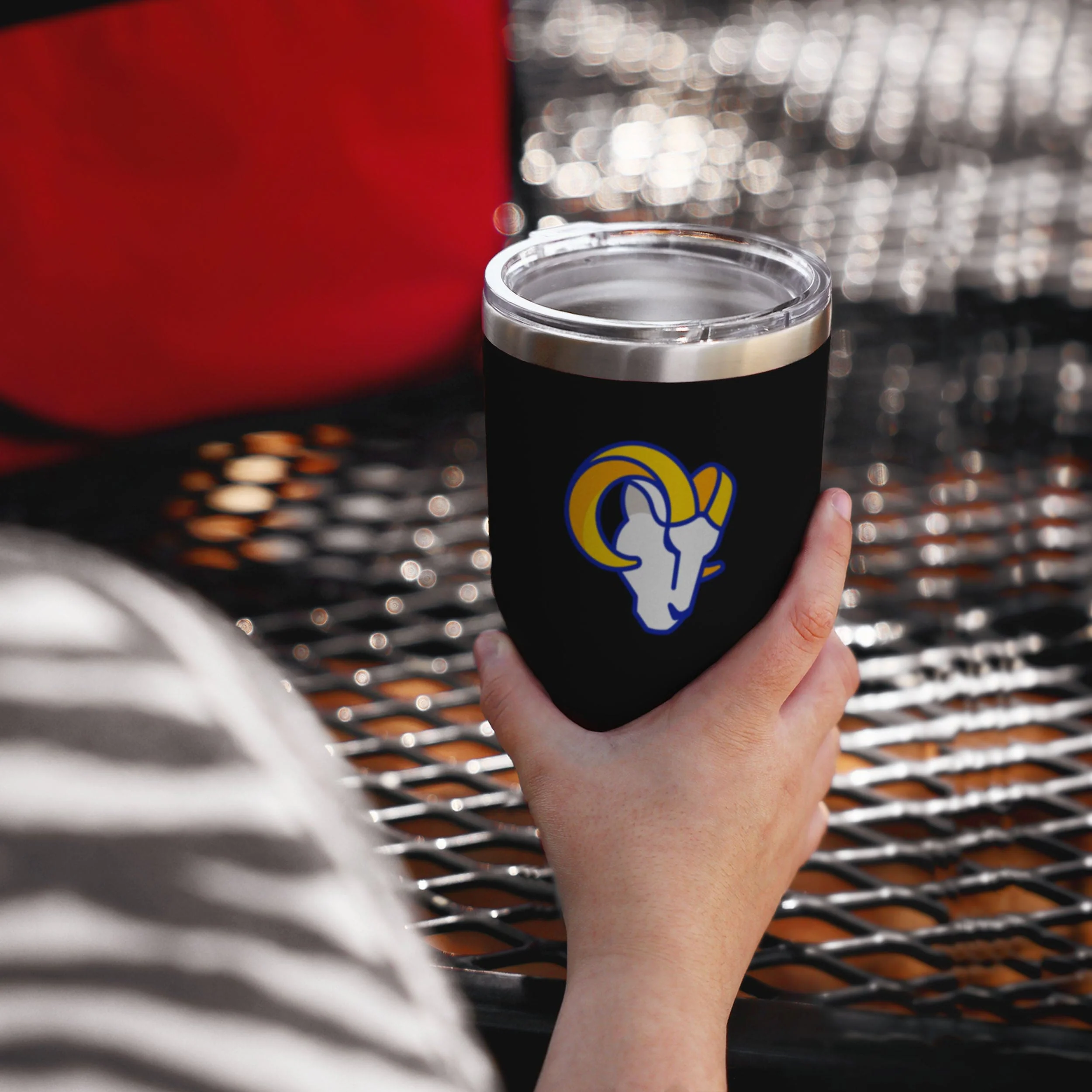 Los Angeles Rams NFL Team Logo 30 oz Tumbler - Image 2