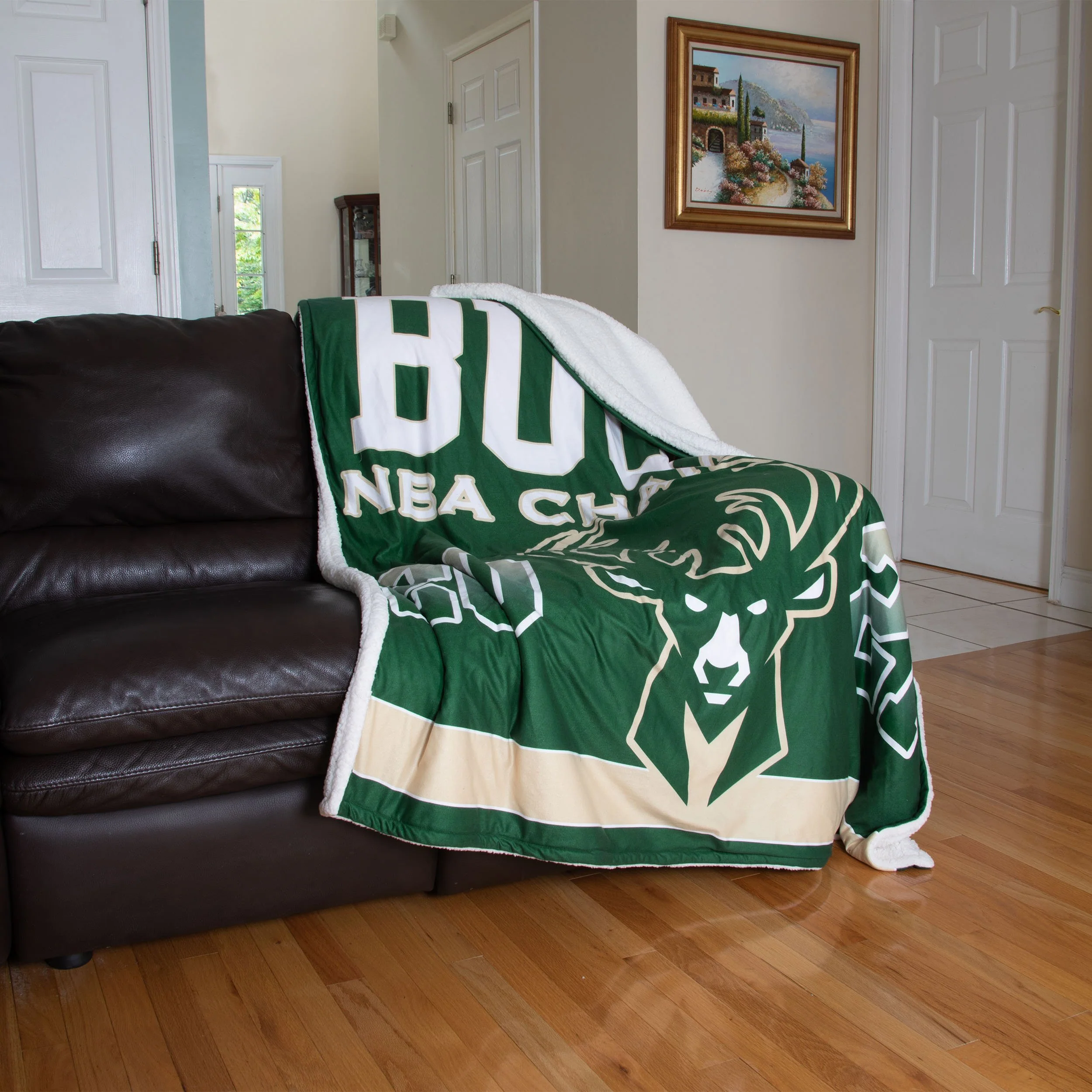 Milwaukee Bucks 2021 NBA Champions Team Property Sherpa Plush Throw Blanket - Image 2