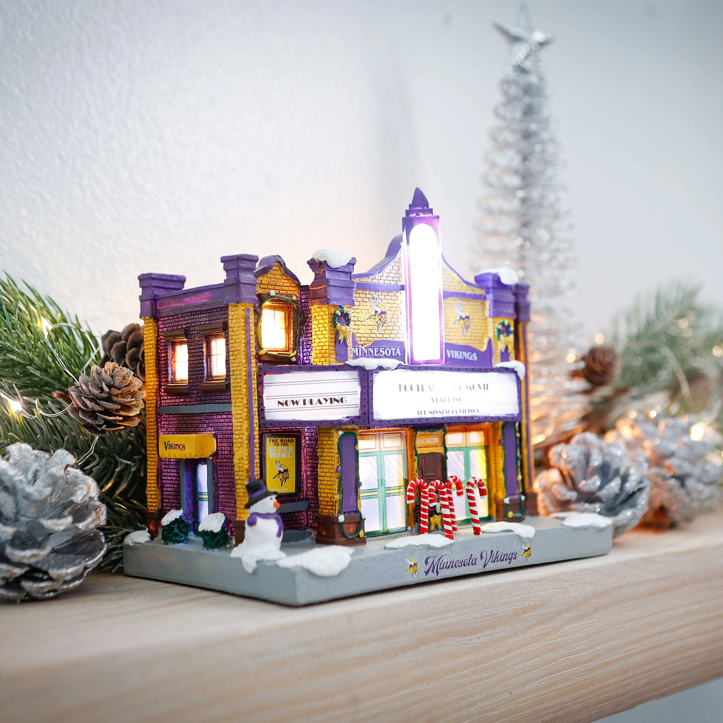 Minnesota Vikings NFL Light Up Resin Team Theater - Image 5