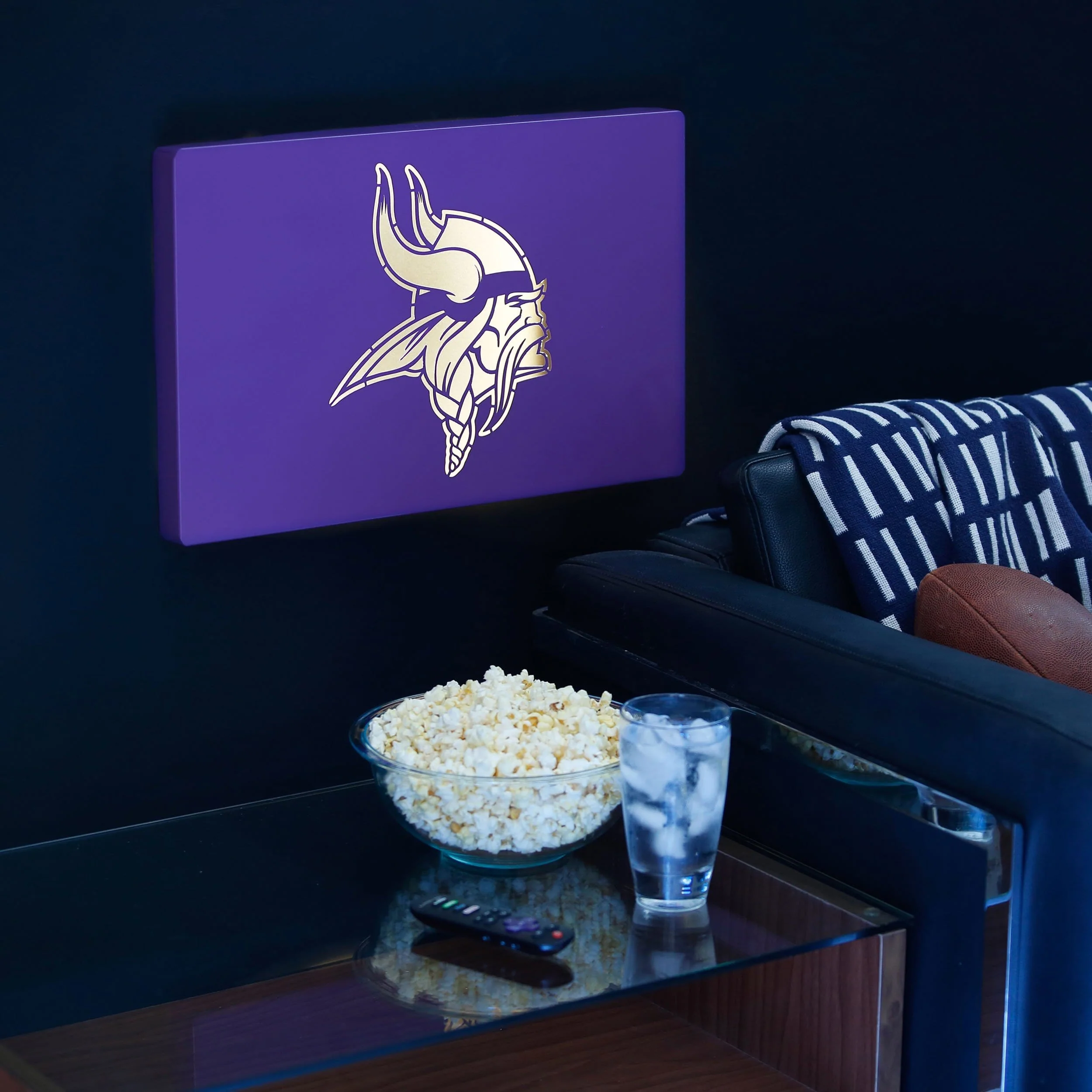 Minnesota Vikings NFL Metal Light Up Logo Sign - Image 2