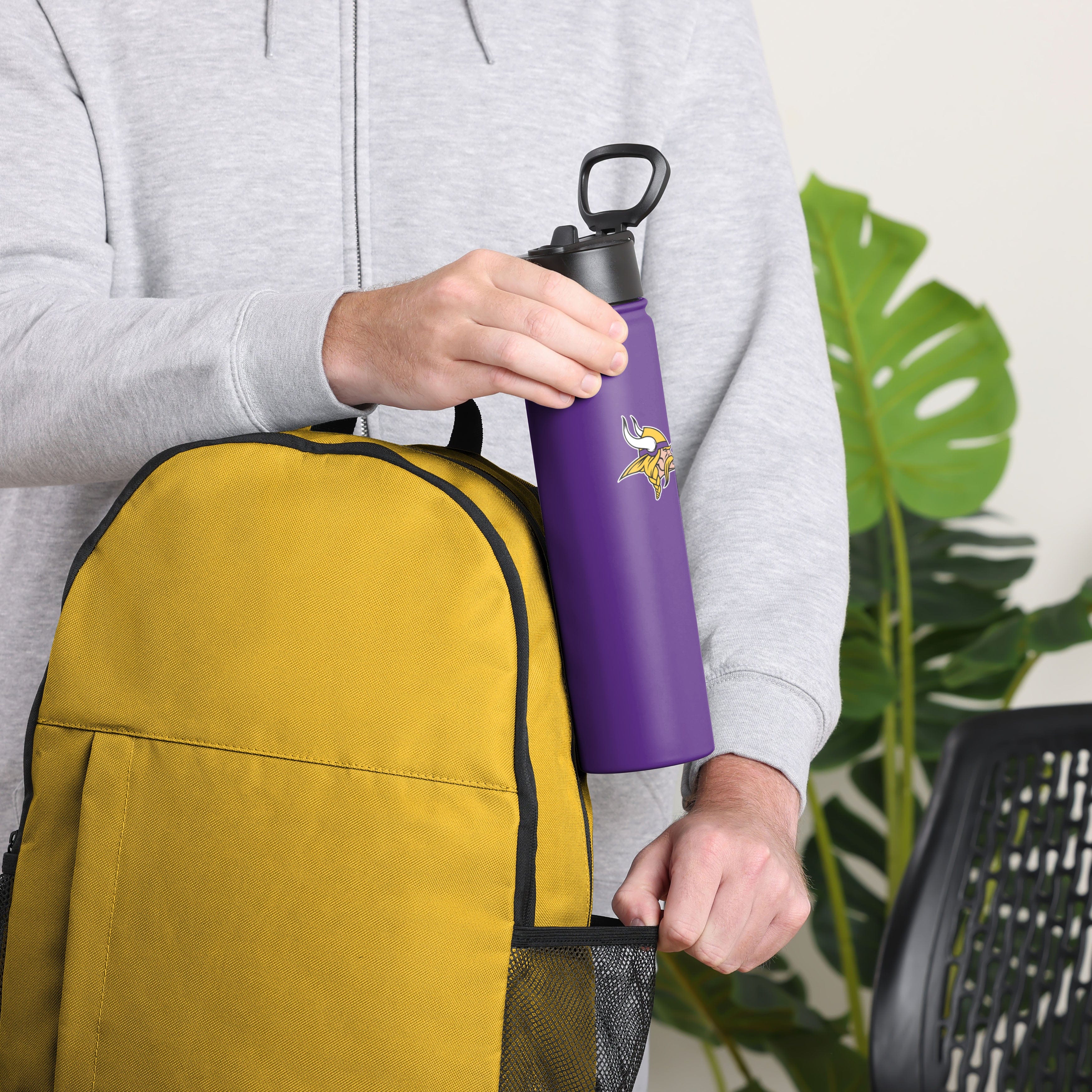 Minnesota Vikings NFL Team Color Insulated Bottle - Image 4