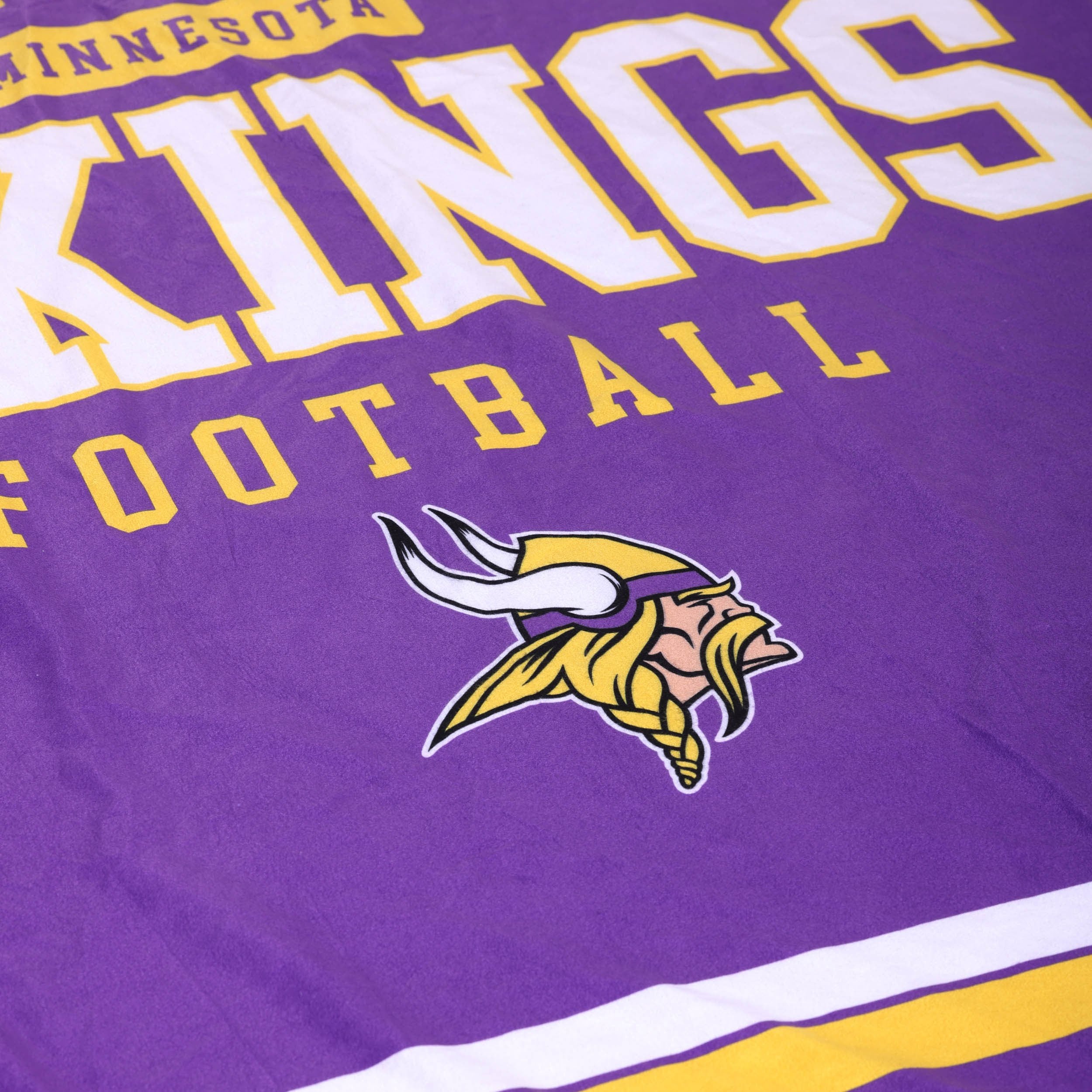 Minnesota Vikings NFL Team Property Sherpa Plush Throw Blanket - Image 5