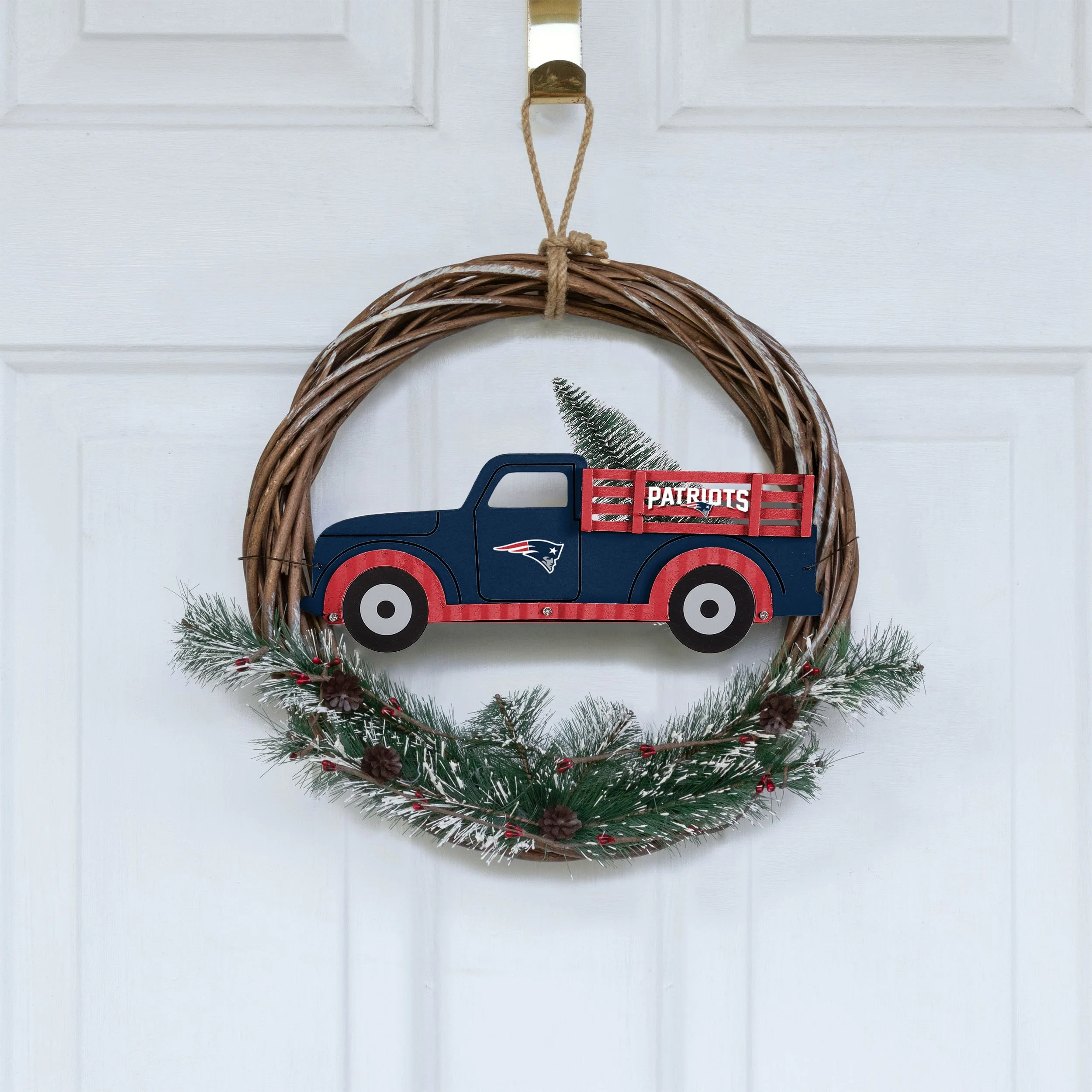 New England Patriots NFL Wreath With Truck - Image 2
