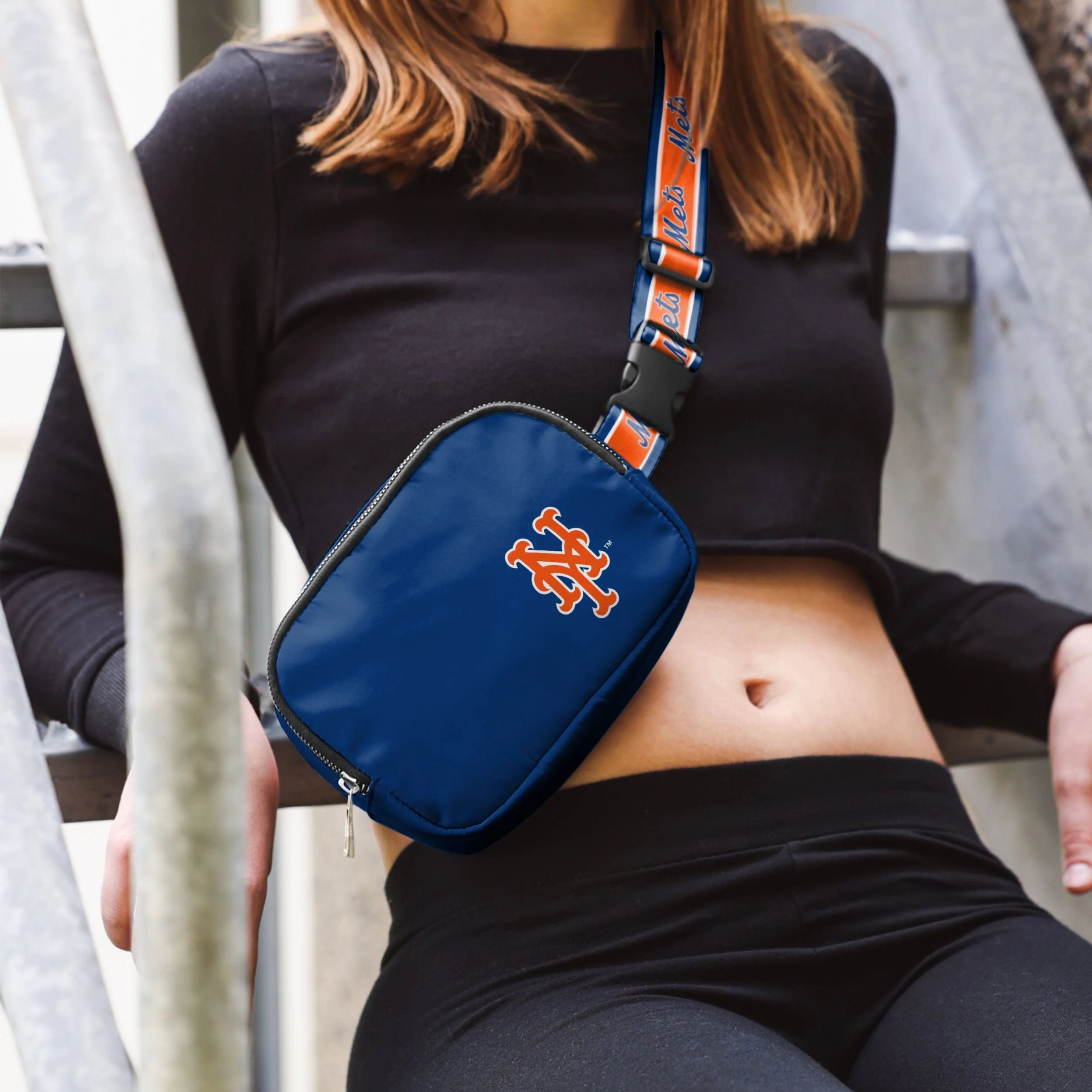 New York Mets MLB Team Wordmark Crossbody Belt Bag - Image 3