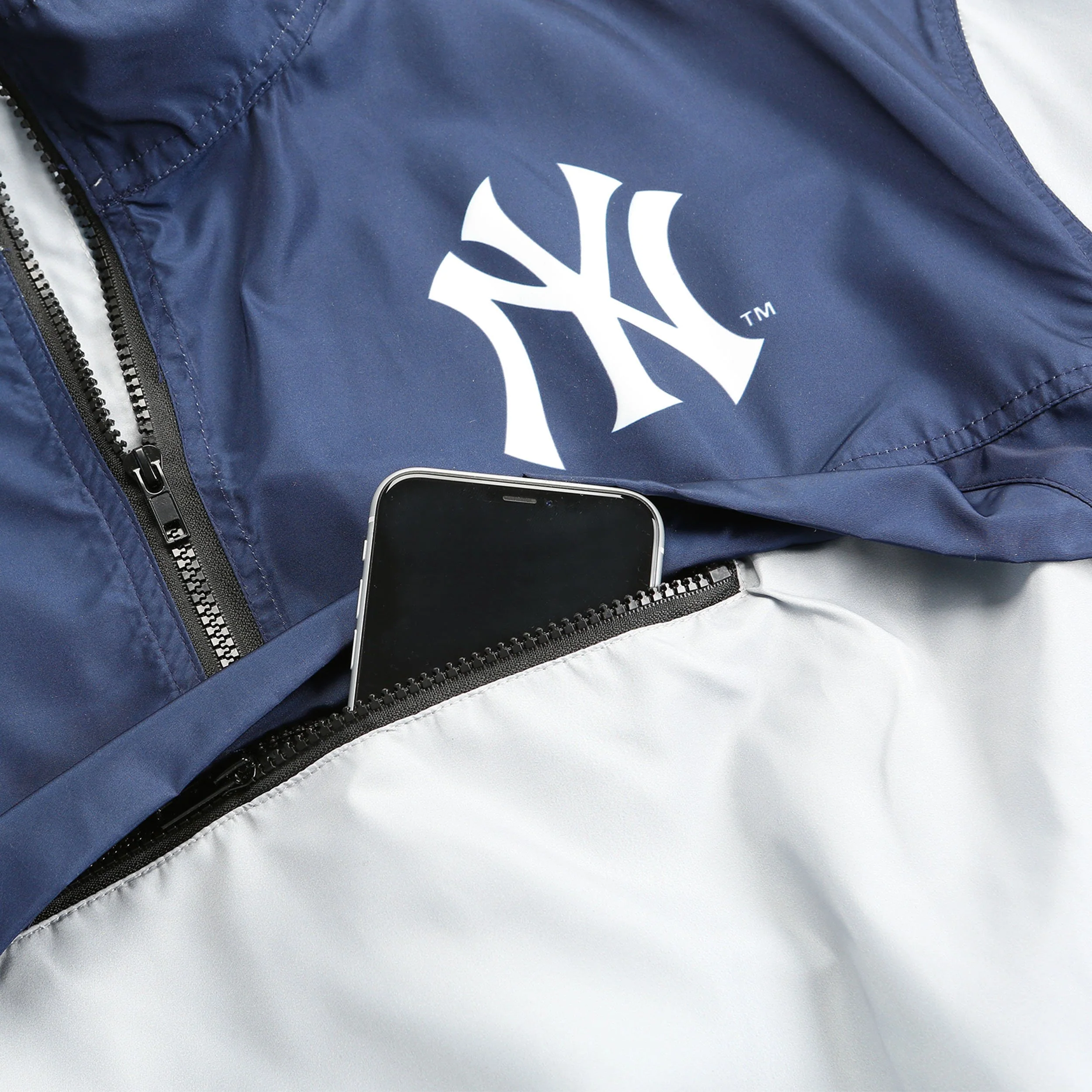 New York Yankees MLB Womens Winning Play Windbreaker - Image 3
