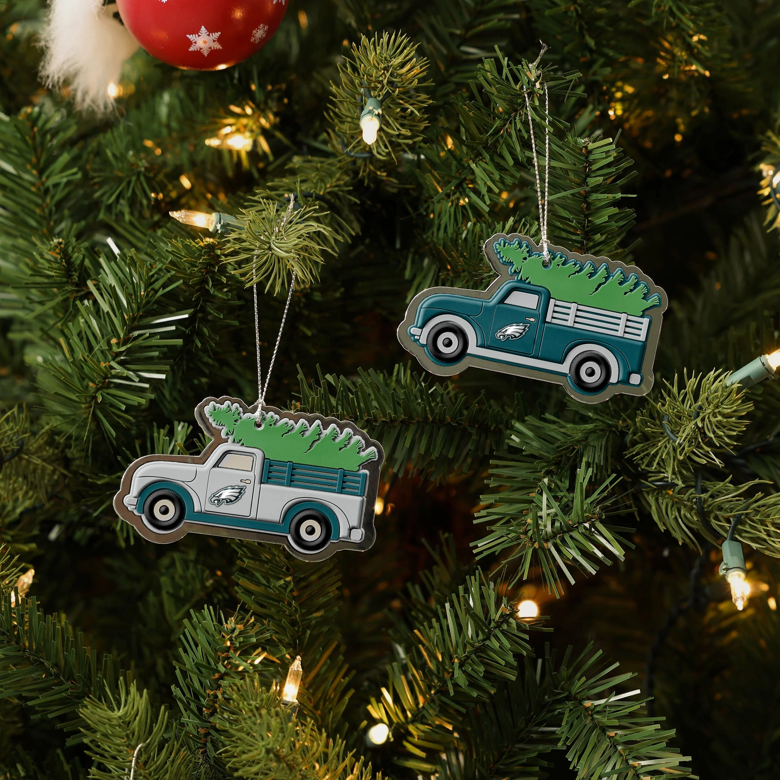 Philadelphia Eagles NFL 2 Pack Flat Metal Truck Ornaments - Image 2
