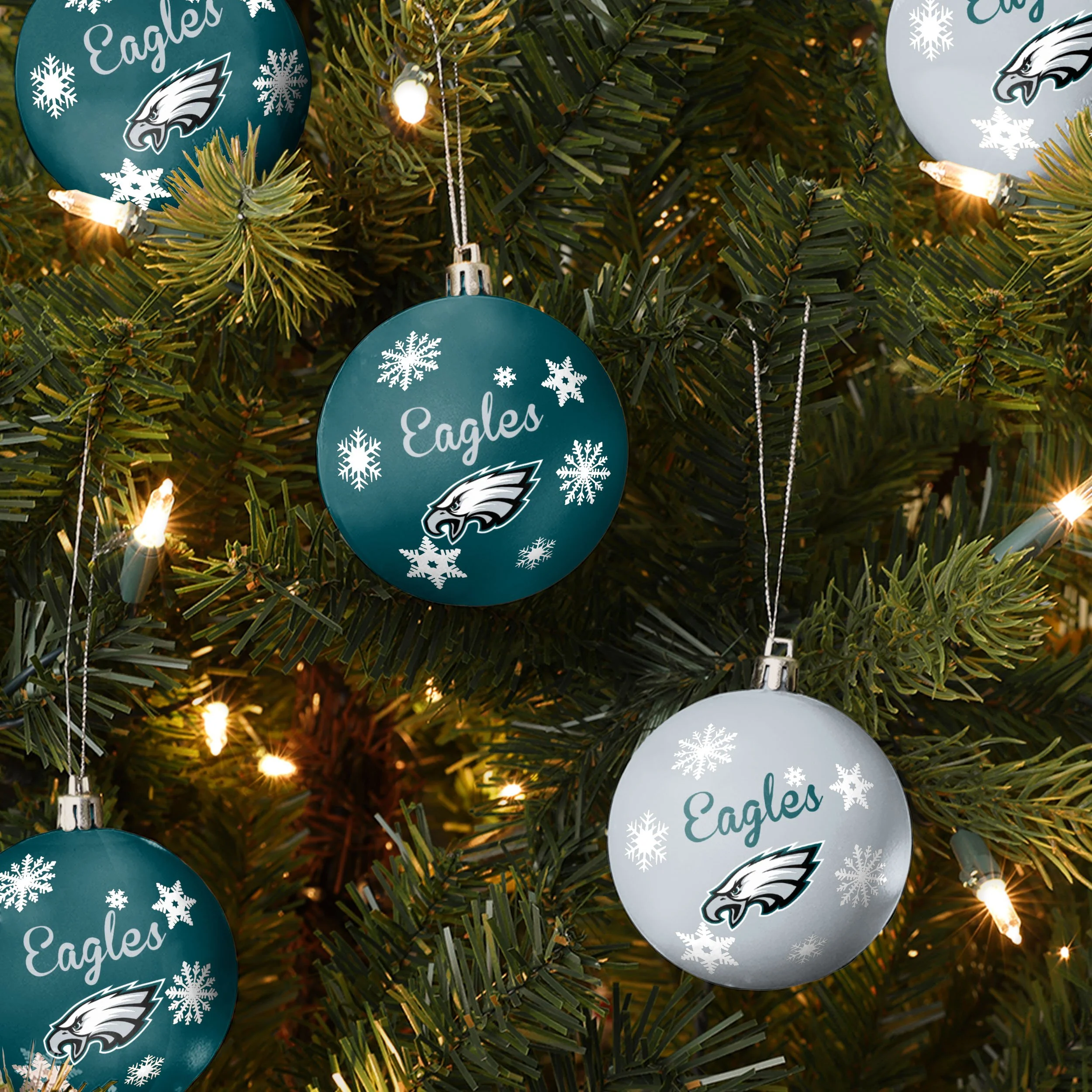 Philadelphia Eagles NFL 5 Pack Shatterproof Ball Ornament Set - Image 2