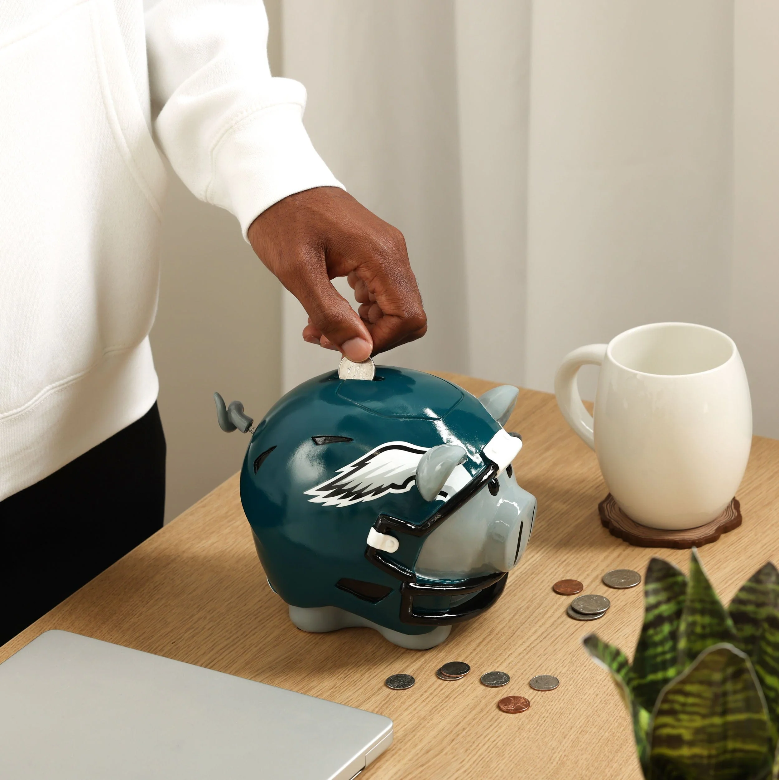 Philadelphia Eagles NFL Helmet Piggy Bank - Image 2