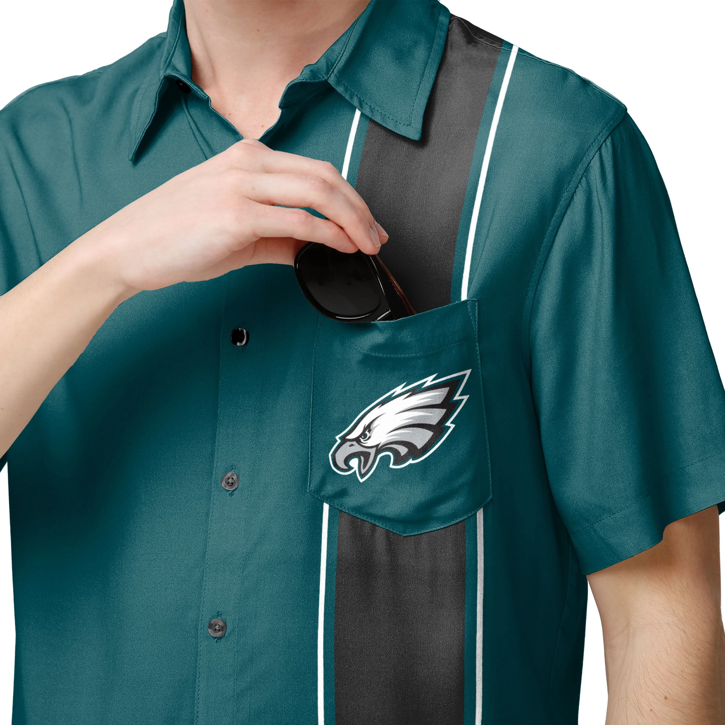 Philadelphia Eagles NFL Mens Bowling Stripe Button Up Shirt - Image 4