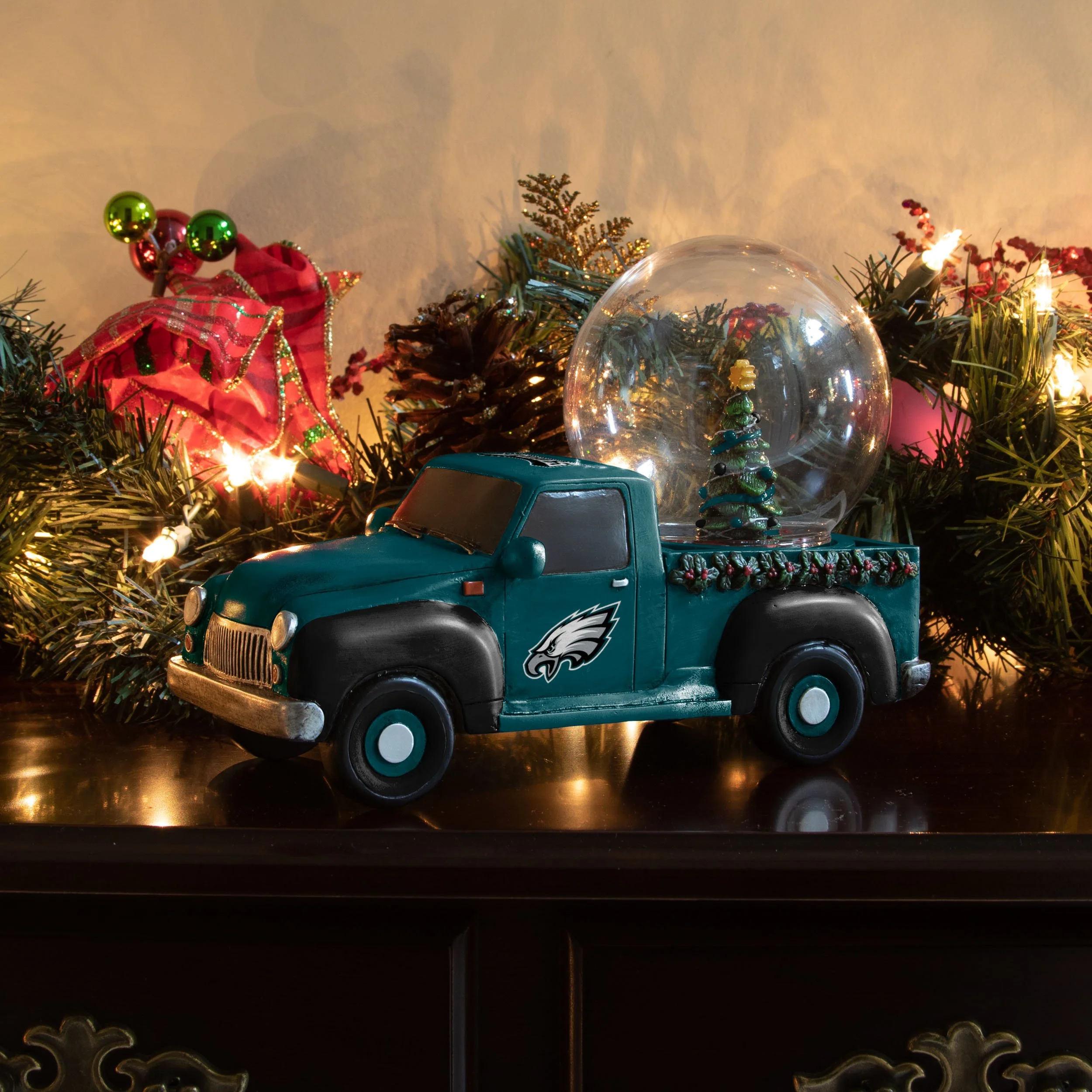Philadelphia Eagles NFL Pickup Truck Snow Globe - Image 4