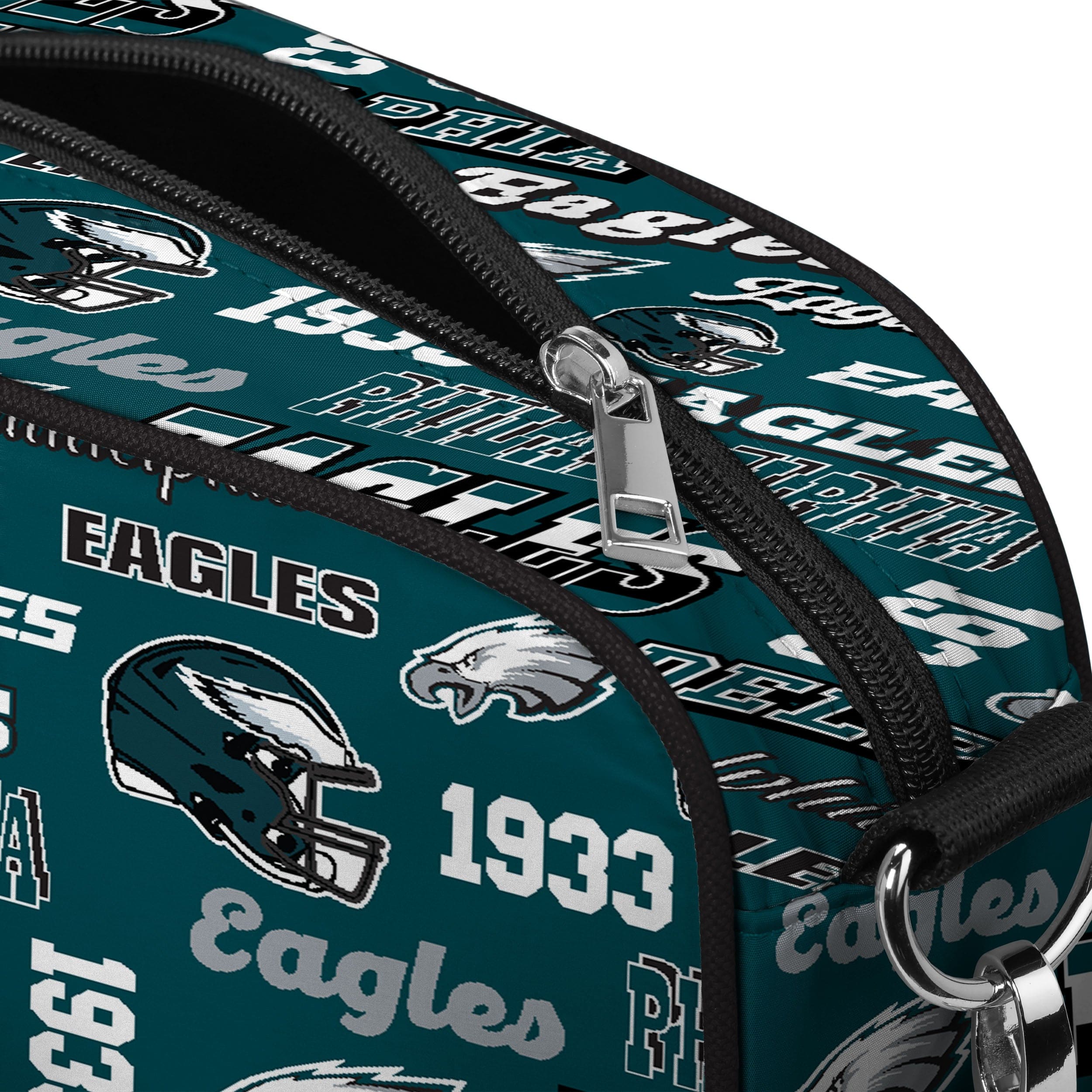 Philadelphia Eagles NFL Repeat Retro Print Nylon Crossbody Bag - Image 5