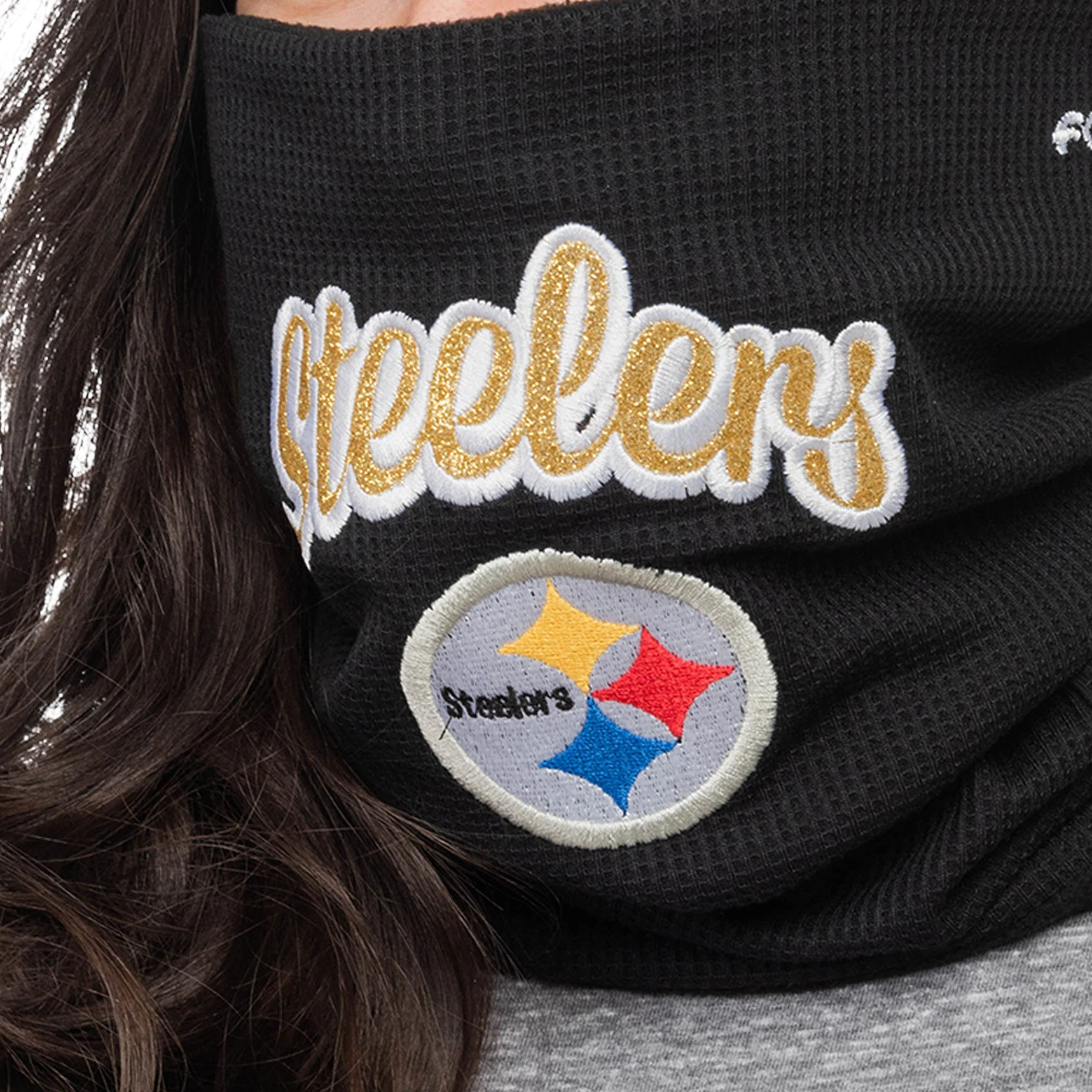 Pittsburgh Steelers NFL Glitter Waffle Gaiter Scarf - Image 4