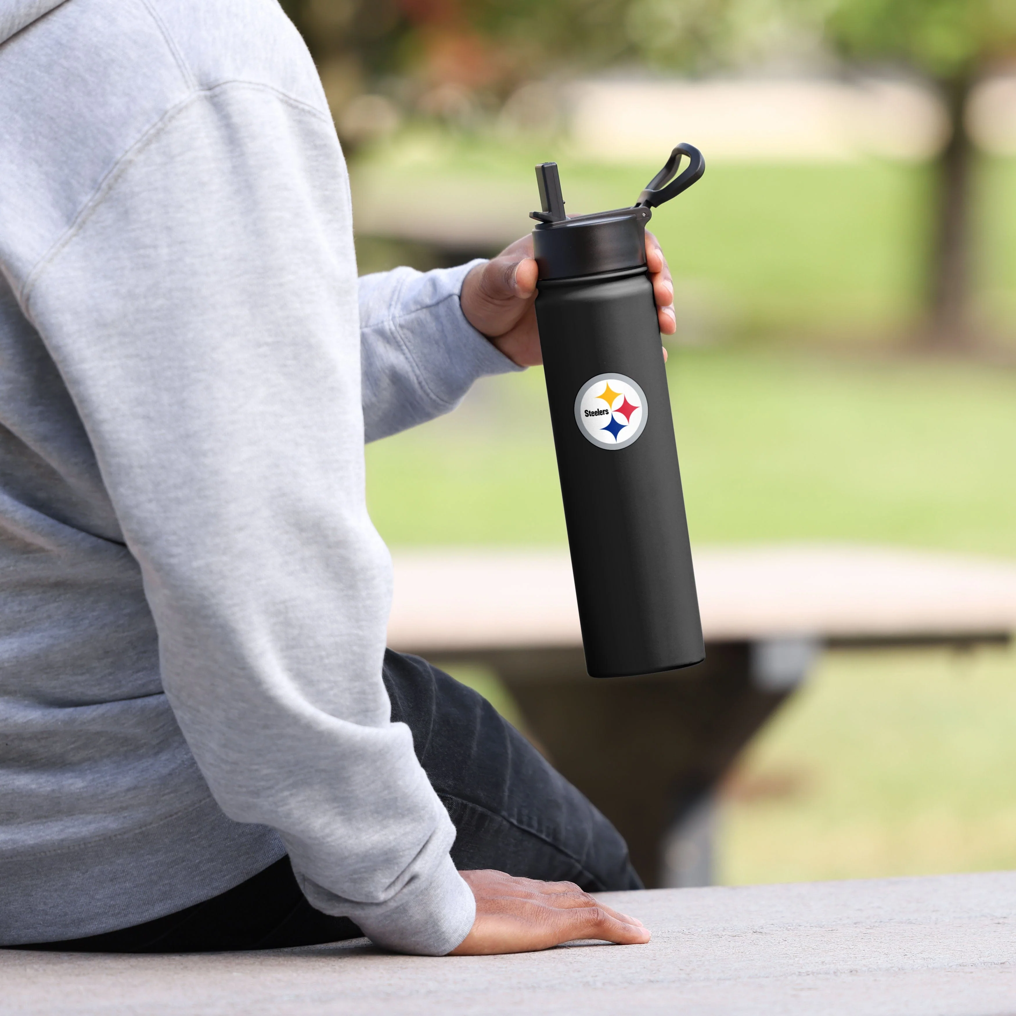 Pittsburgh Steelers NFL Team Color Insulated Bottle - Image 4